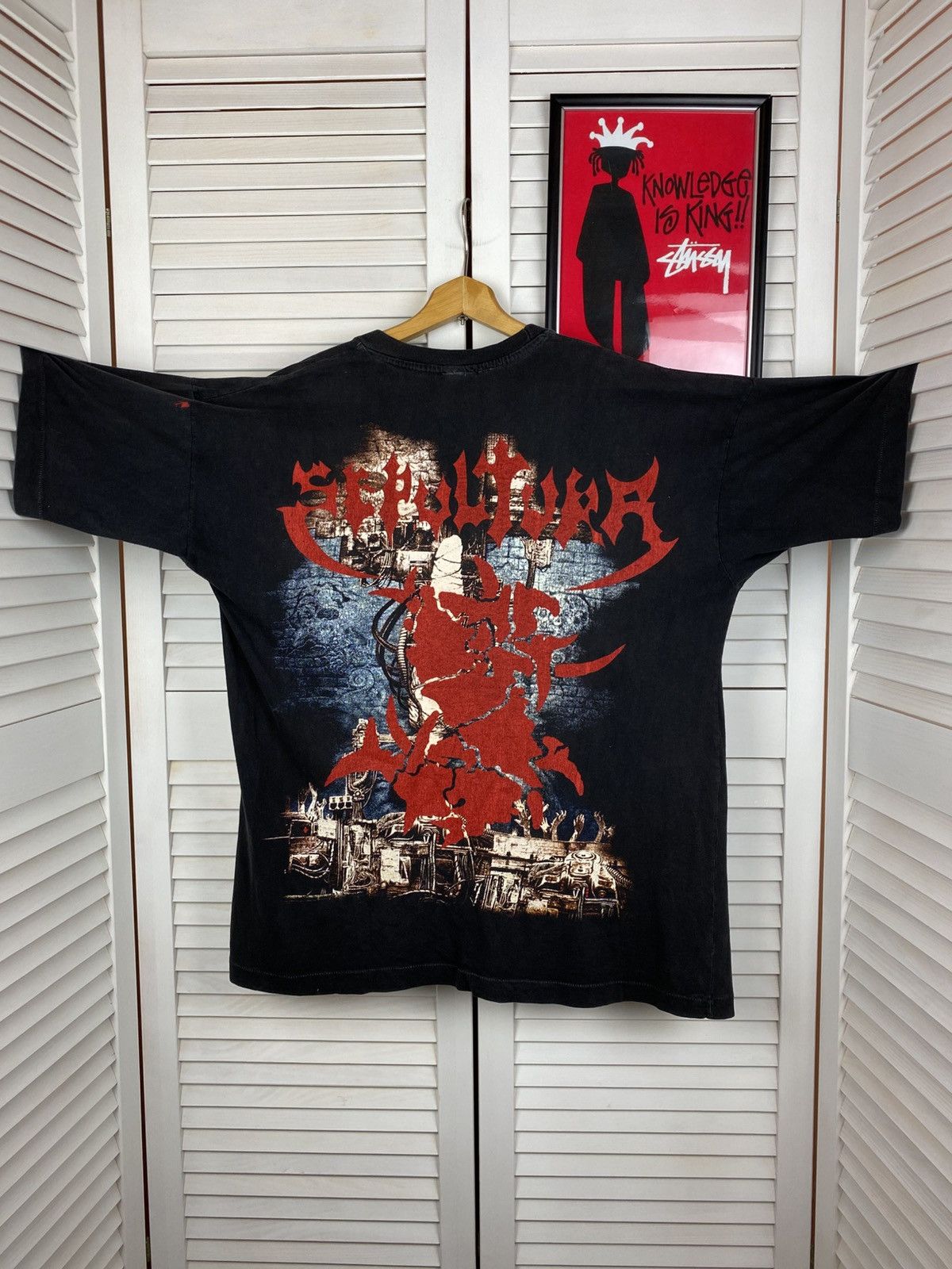 Band Tees Vintage 90s T-Shirt Tee Sepultura Chaos Empire Overprint Size US XL / EU 56 / 4 - 5 Thumbnail