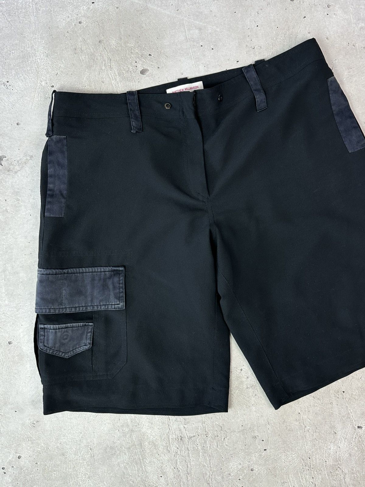 Matthew Williamson Matthew Williamson Black Cargo Silk Details Women’s Shorts Size 28" / US 6 / IT 42 - 2 Thumbnail