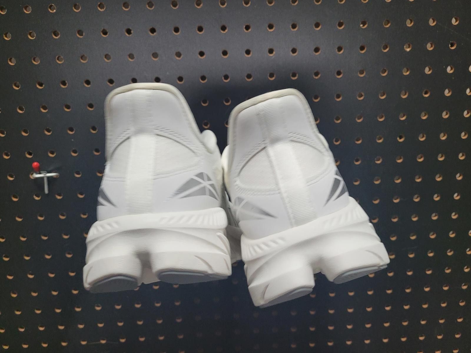 Other Speedy White Kicks – Grab 'Em Before They're Gone! Size US 6 / IT 36 - 4 Thumbnail