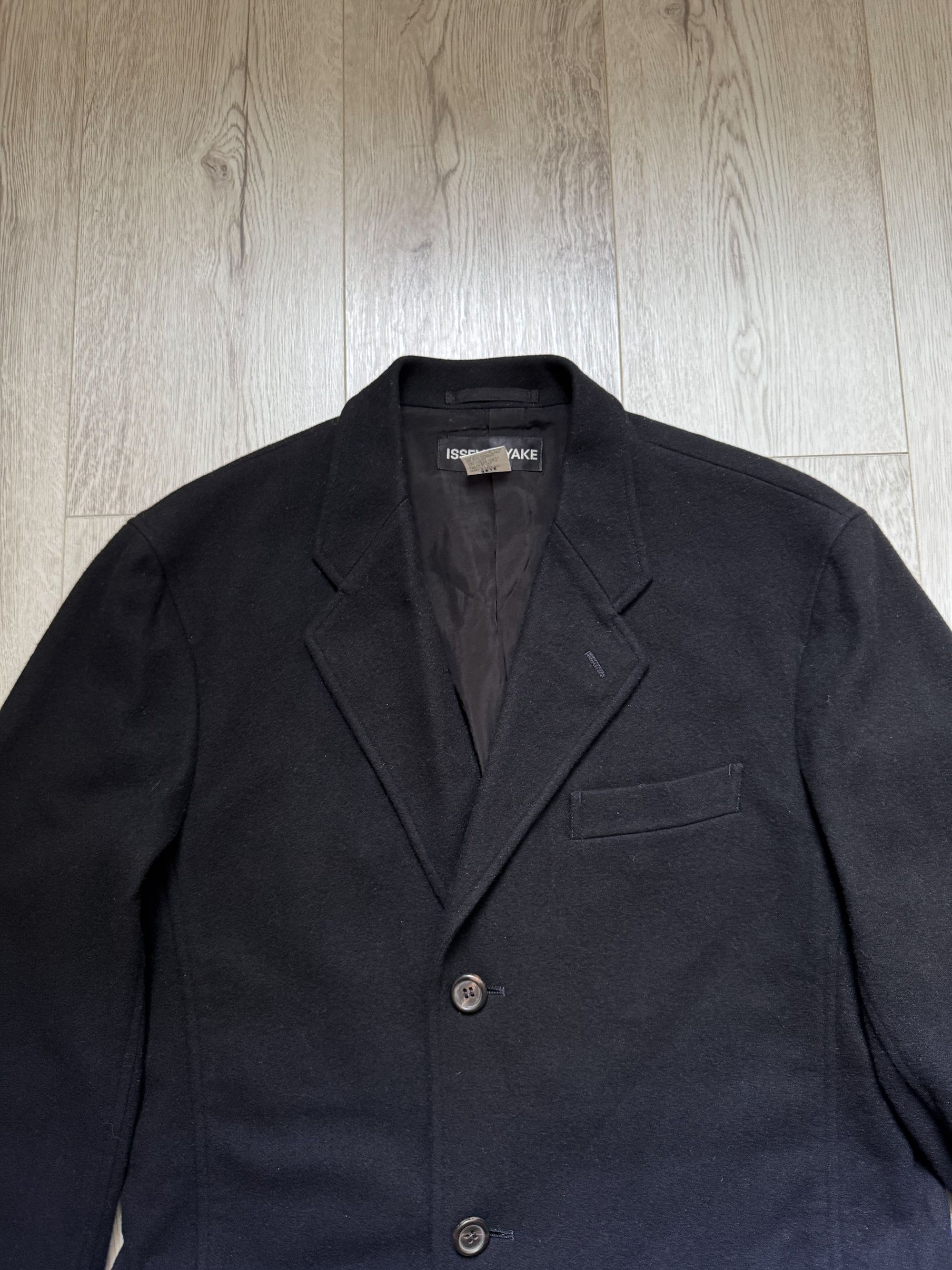 Issey Miyake Black Navy Gradient Wool Coat Made in Japan Size 3 (M) Size US M / EU 48-50 / 2 - 3 Thumbnail
