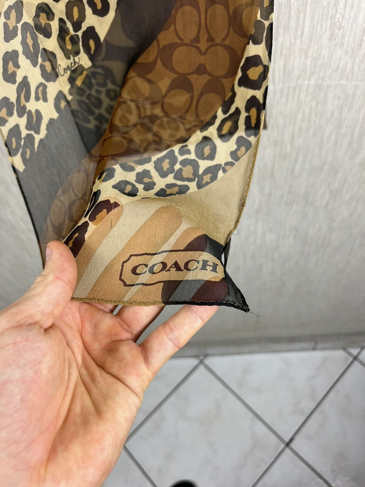 Coach × Designer Coach silk scarf handkerchief monogram logo leopard sexy Size ONE SIZE - 9 Thumbnail