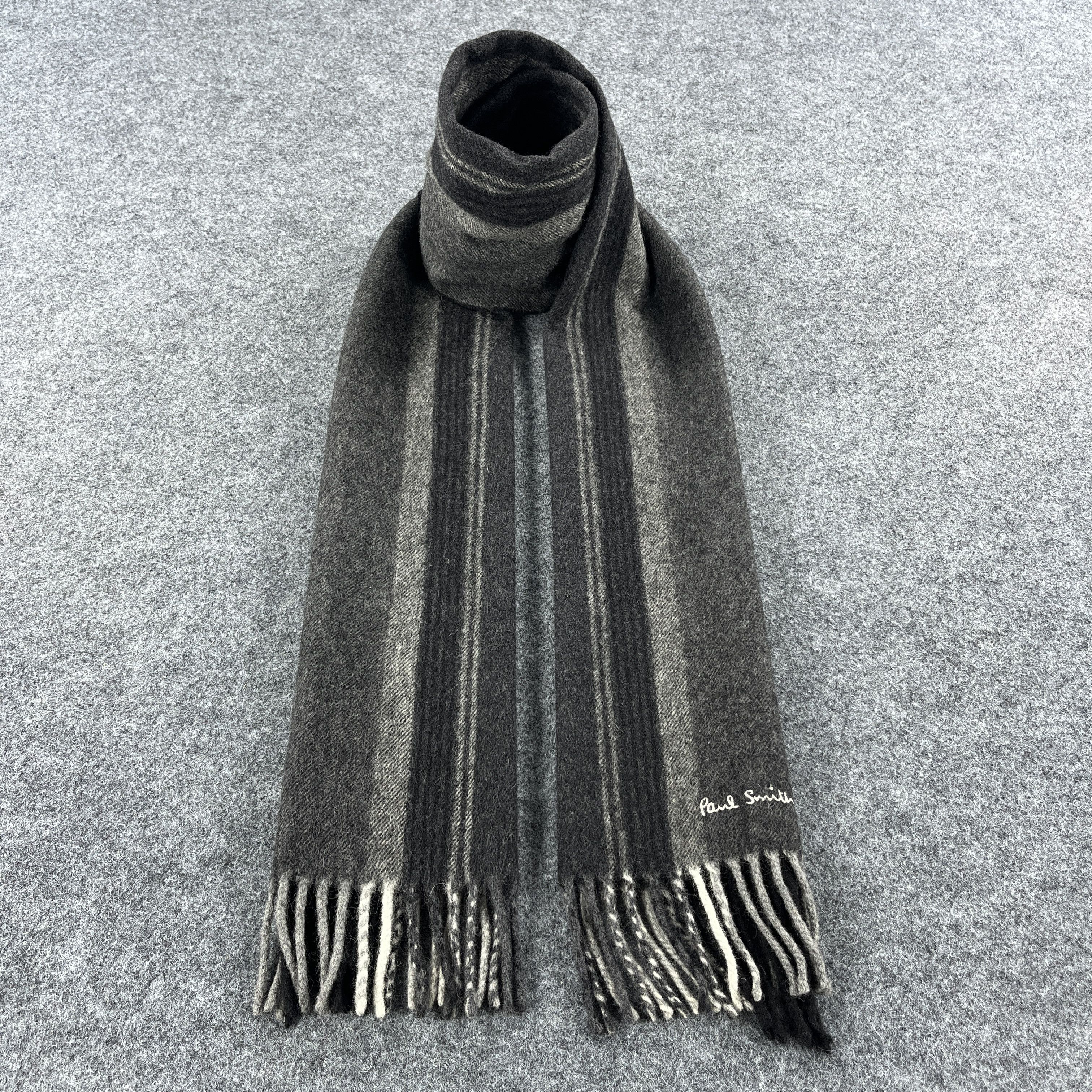 Paul Smith Paul Smith Scarf / Muffler / Neckwear T1380 Size ONE SIZE - 1 Thumbnail