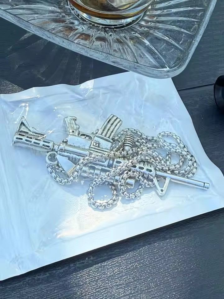 Jewelry Machine Gun Pendant Necklace Size ONE SIZE - 4 Thumbnail