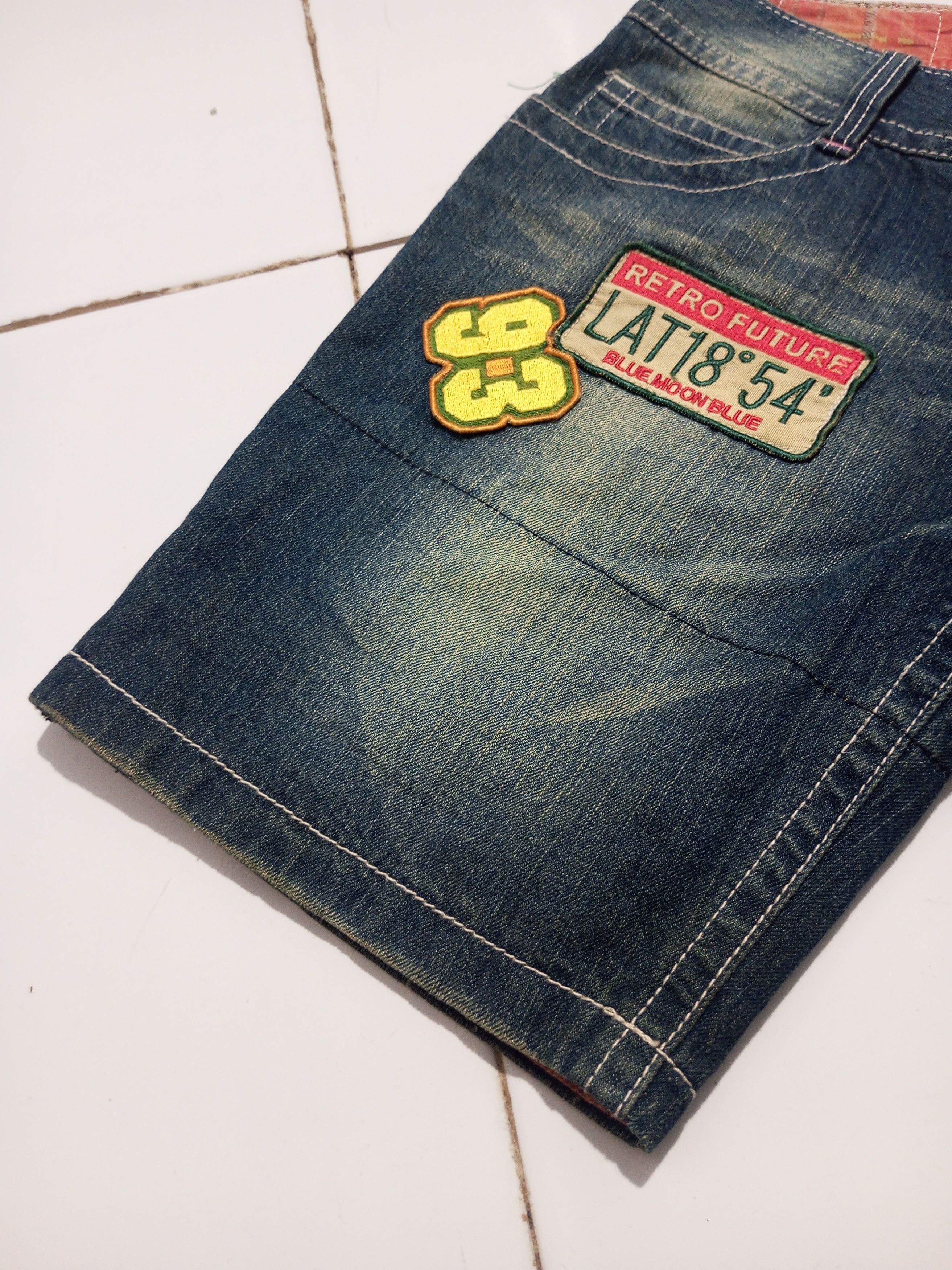 Hysteric Glamour Vintage Blue Moon Blue patch shorts denim Size 29" - 5 Thumbnail