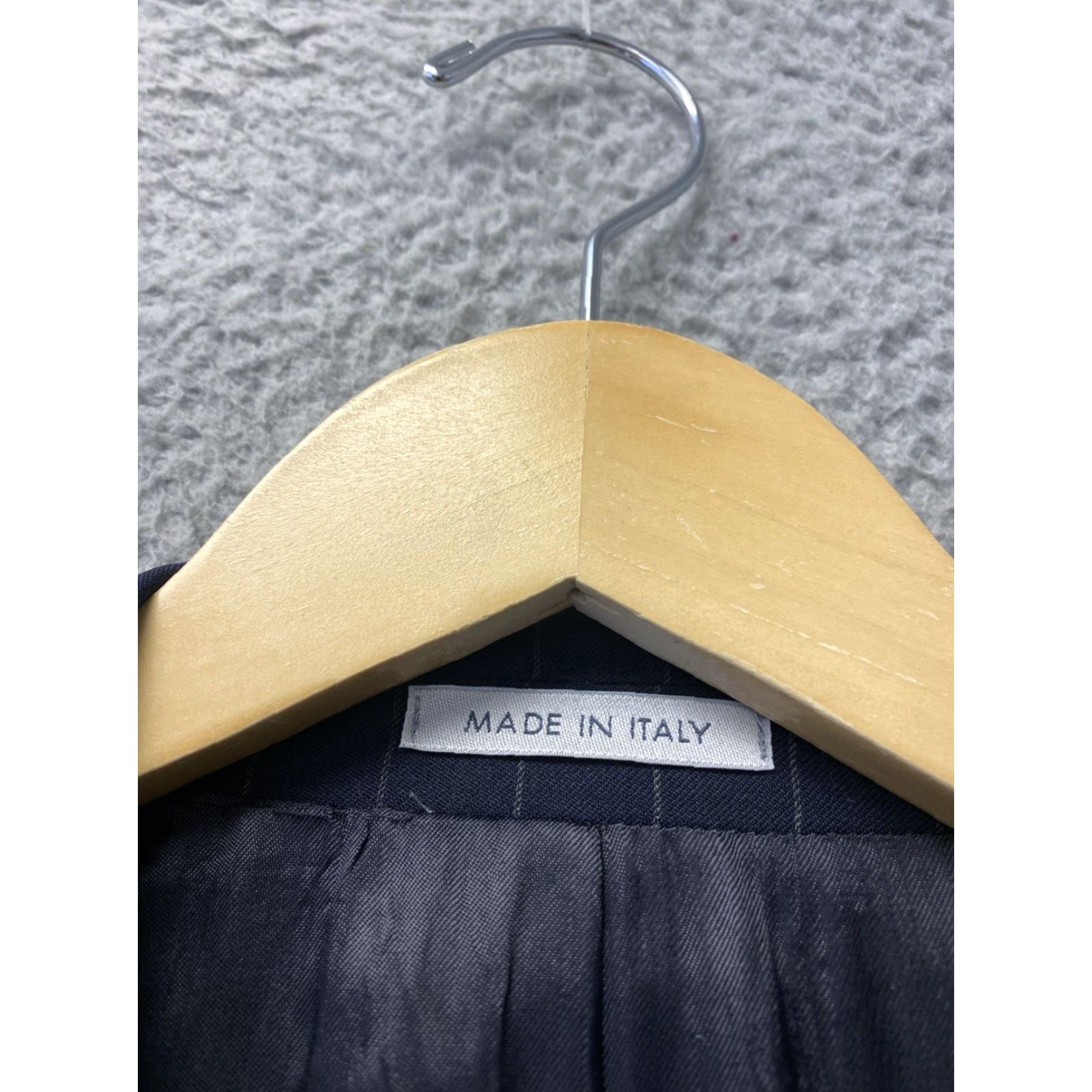 Bill Blass VINTAGE Bill Blass Suit 2 Piece Navy Wool Striped Jacket Pants 40R Mens 2-Button/Single-Breasted 3 Button? Size 40R - 5 Thumbnail