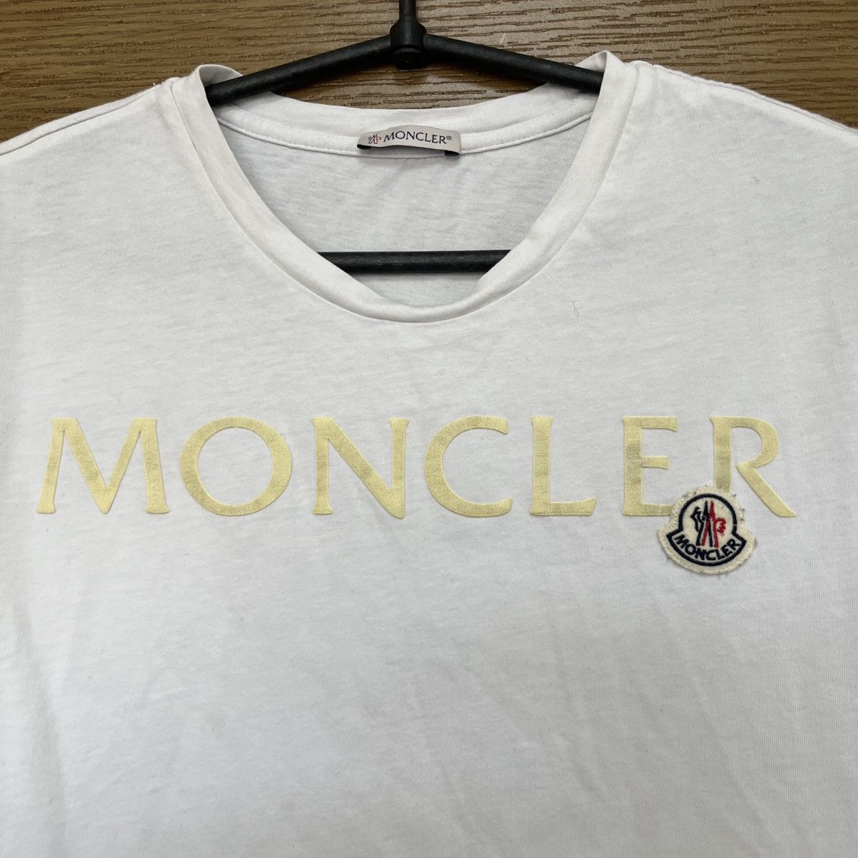 Moncler Moncler T Shirt Big logo Size US L / EU 52-54 / 3 - 4 Thumbnail