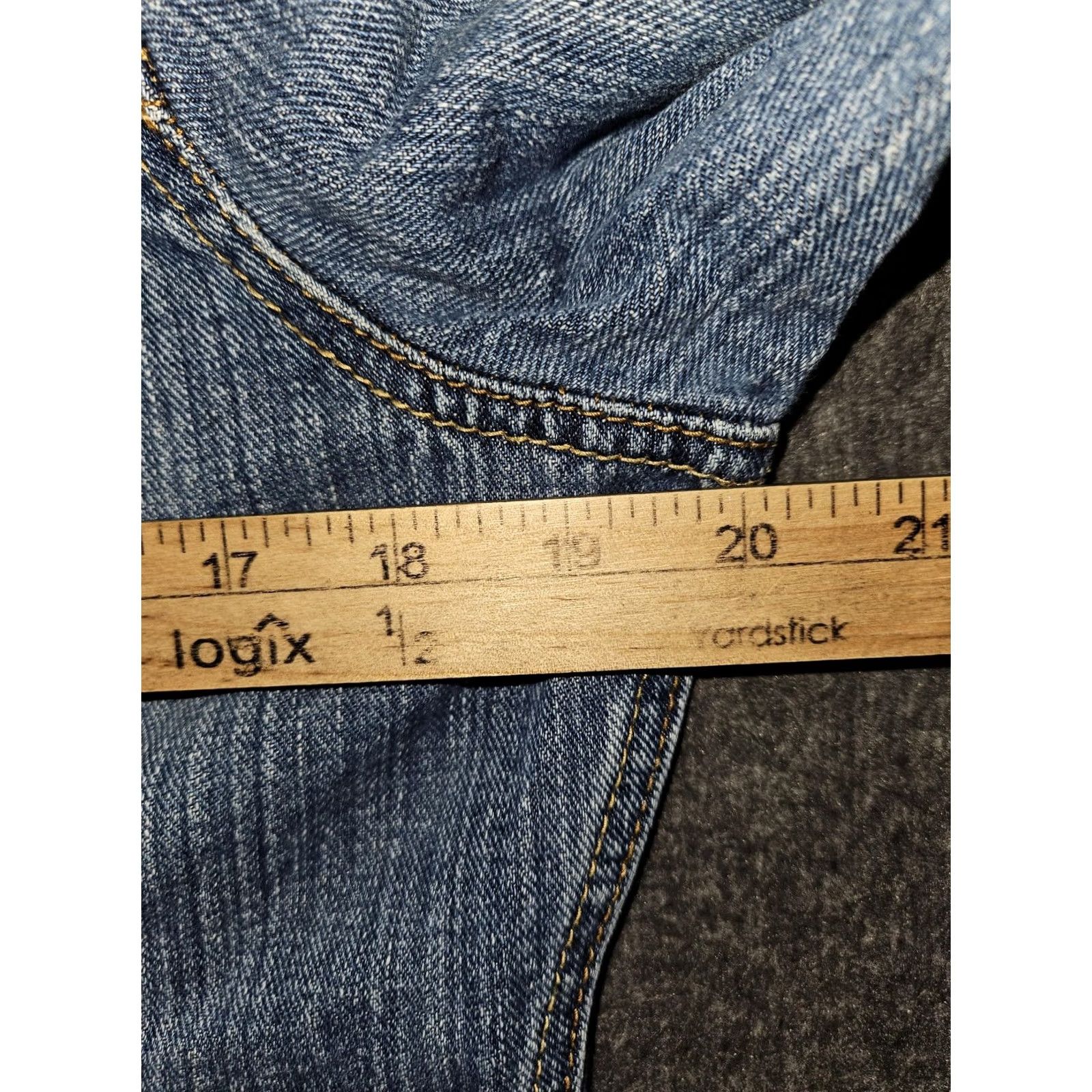 Old Navy Old Navy Jacket Womens L Blue Denim Button Front Casual Trucker Jacket Size 36" / US 14 / IT 50 - 4 Thumbnail