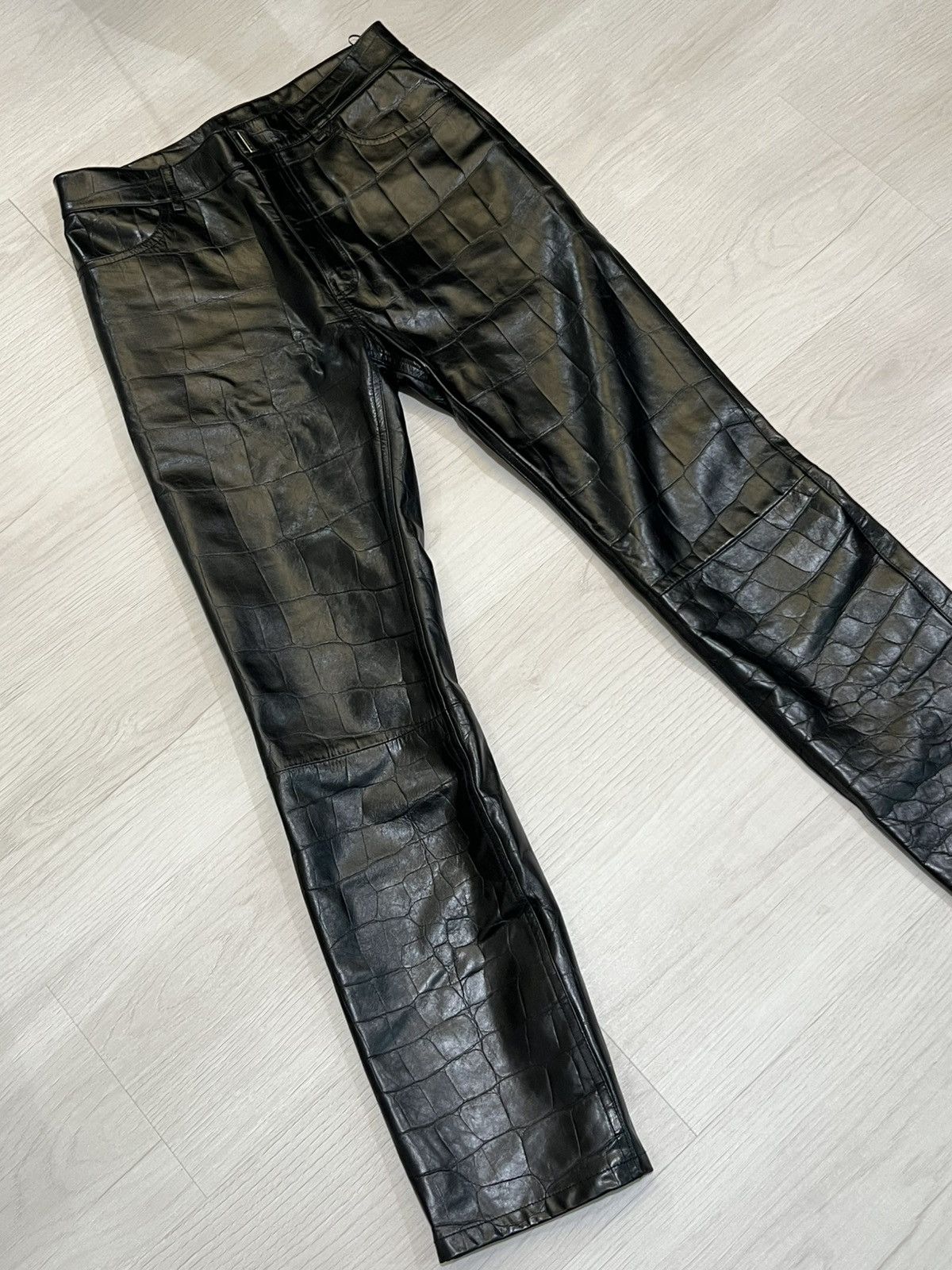 Givenchy Givenchy Croc Embossed Leather Pants Size US 32 / EU 48 - 3 Thumbnail