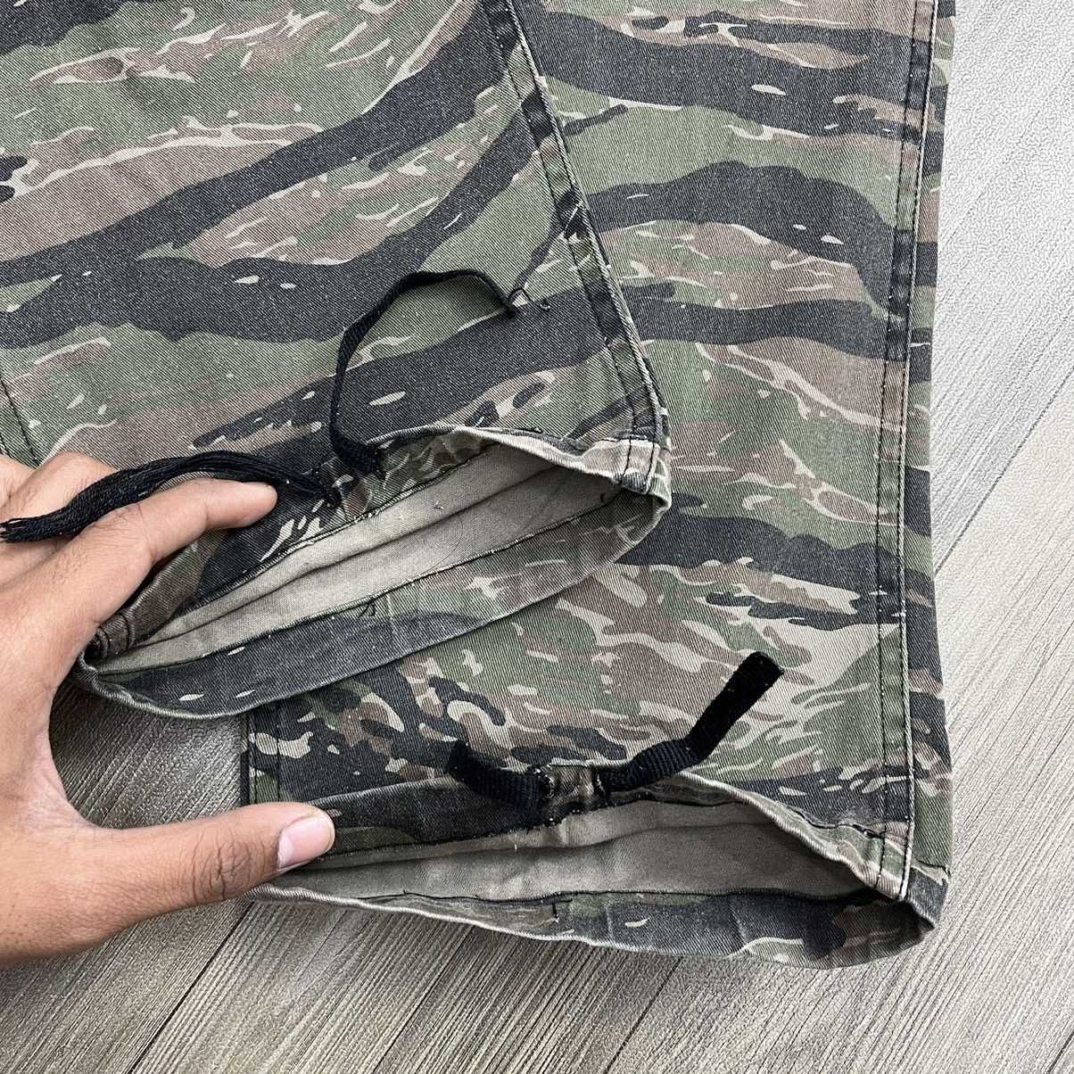 Vintage Vintage Rotcho BDU Camouflage Tiger Stripe Cargo Pants Size US 33 - 11 Thumbnail