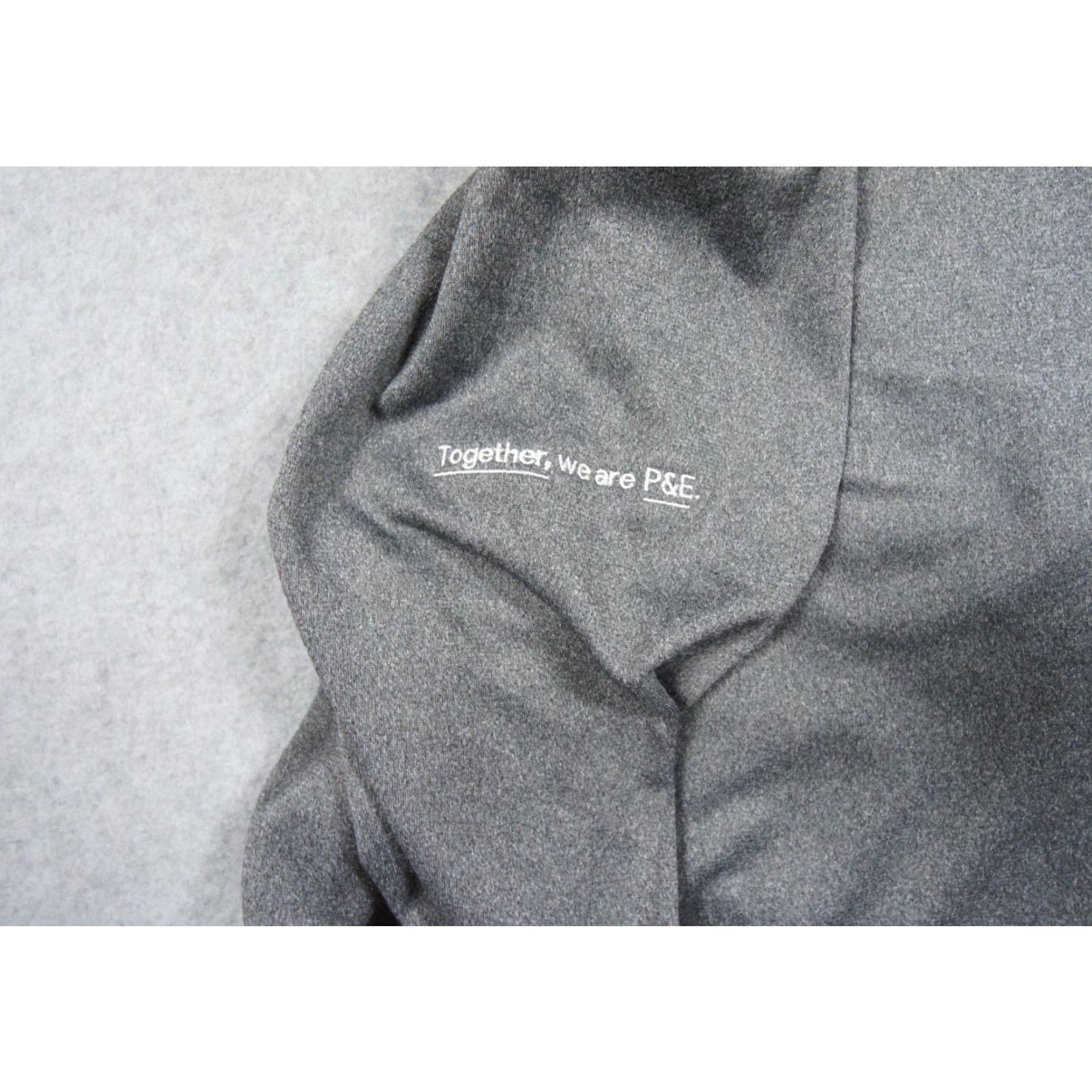 The North Face VINTAGE The North Face Sweater Mens Large Gray 1/4 Zip Tech Fleece Pullover PG&E Logo Embroidered Mens L Gray 1/4 Zip Pullover Size US L / EU 52-54 / 3 - 5 Thumbnail