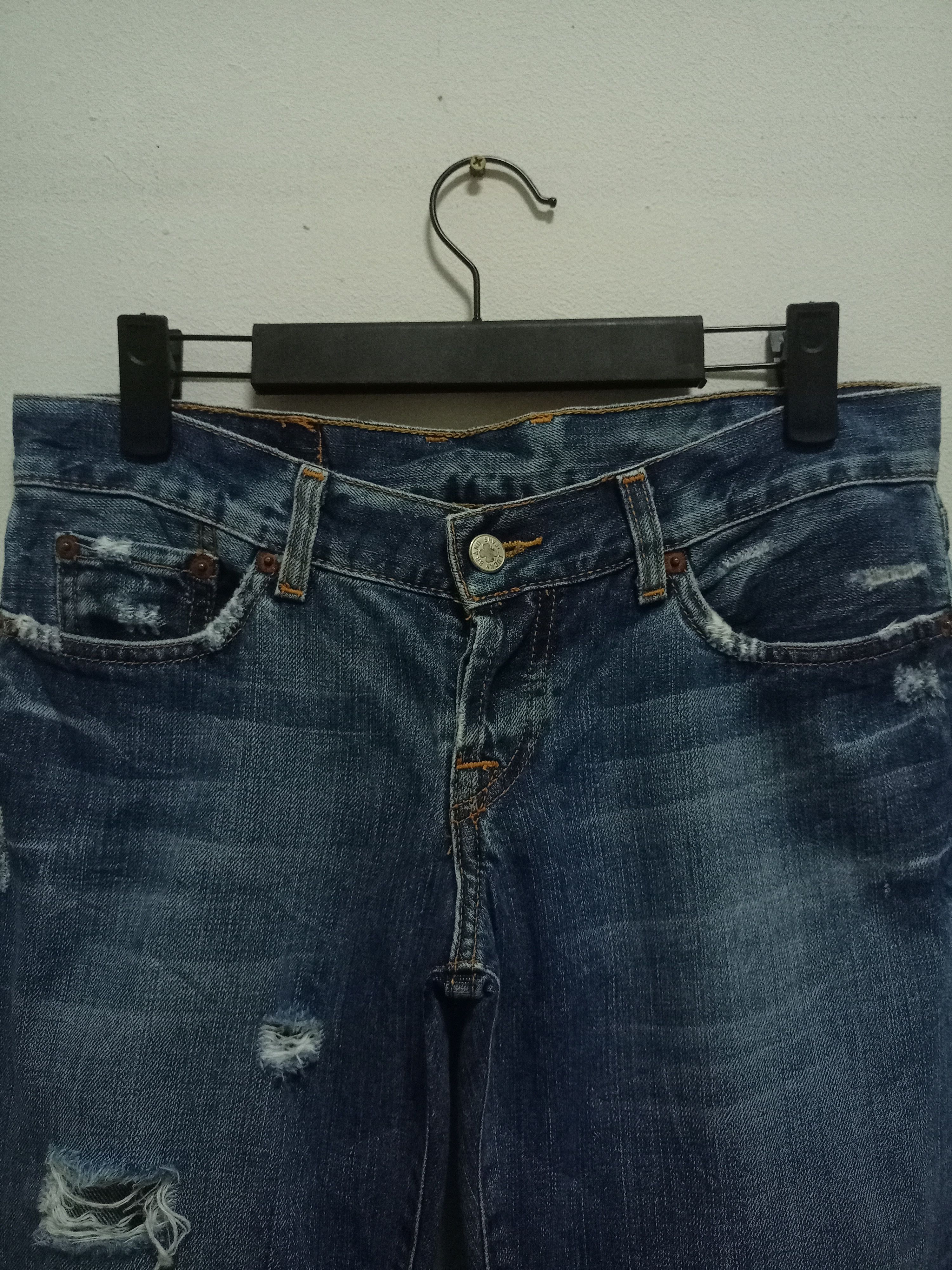 Lucky Brand Vintage Lucky Brand Blue Wash Distressed Flare Jeans 30x30 Size US 30 / EU 46 - 4 Thumbnail