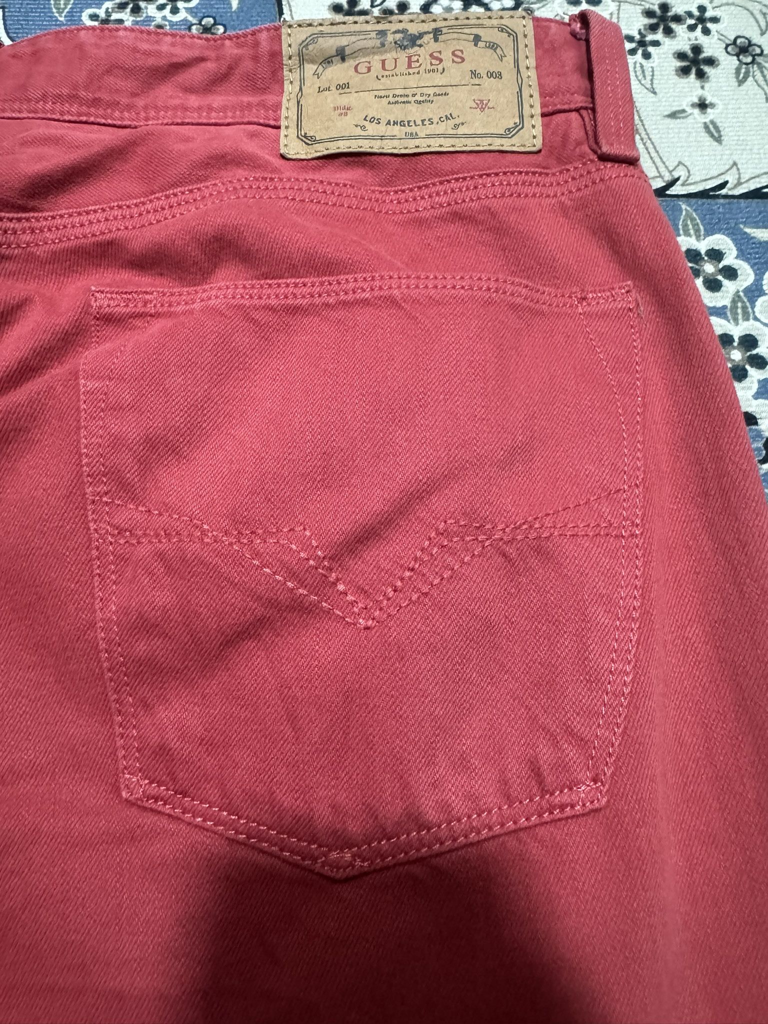 Designer × Guess Guess 1981 Los Angles Lincoln Slim Straight Red Dye Jeans Size US 31 - 9 Thumbnail
