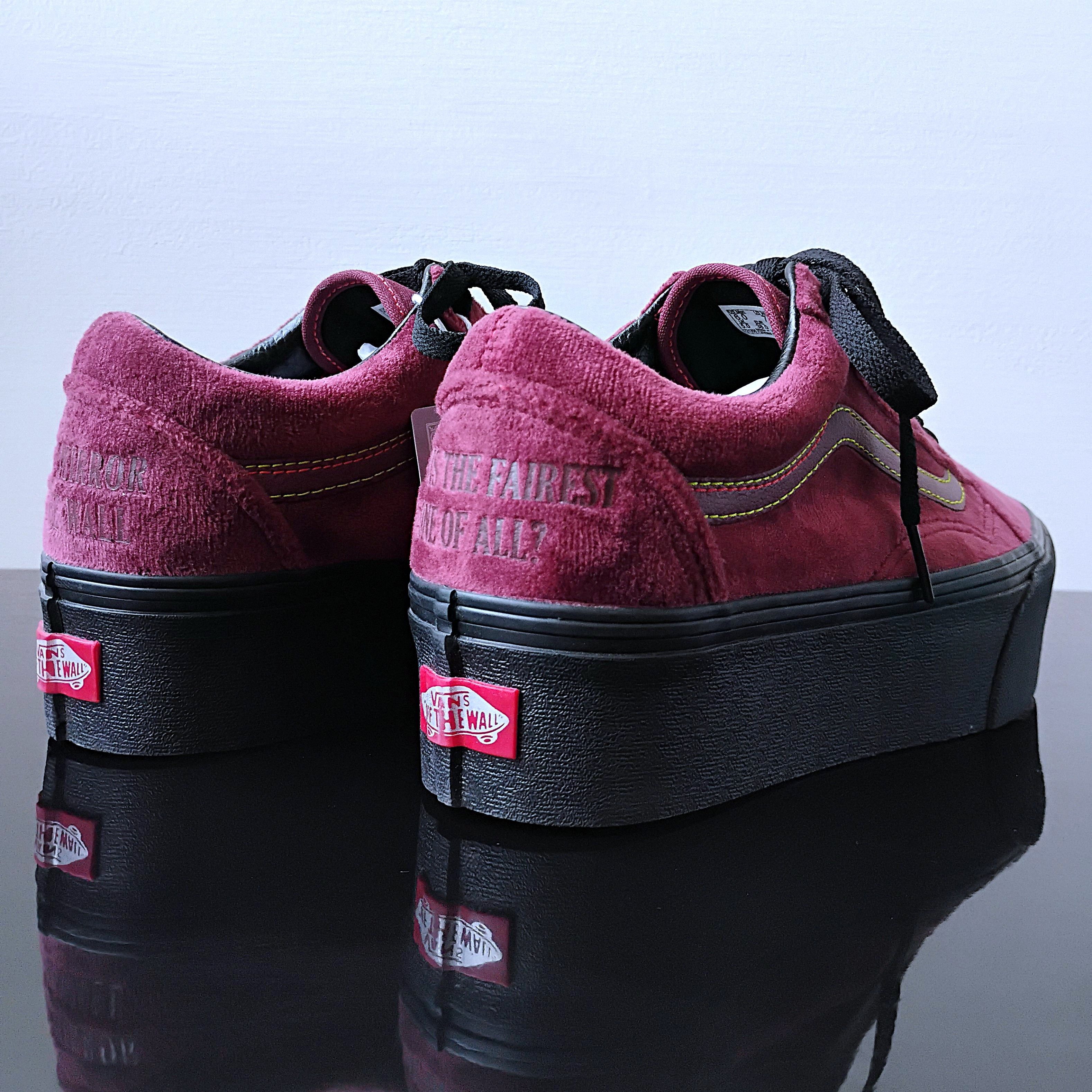 Vans Vans Women's Vans x Disney Old Skool Stackform Poison Apple Size US 7.5 / IT 37.5 - 7 Thumbnail