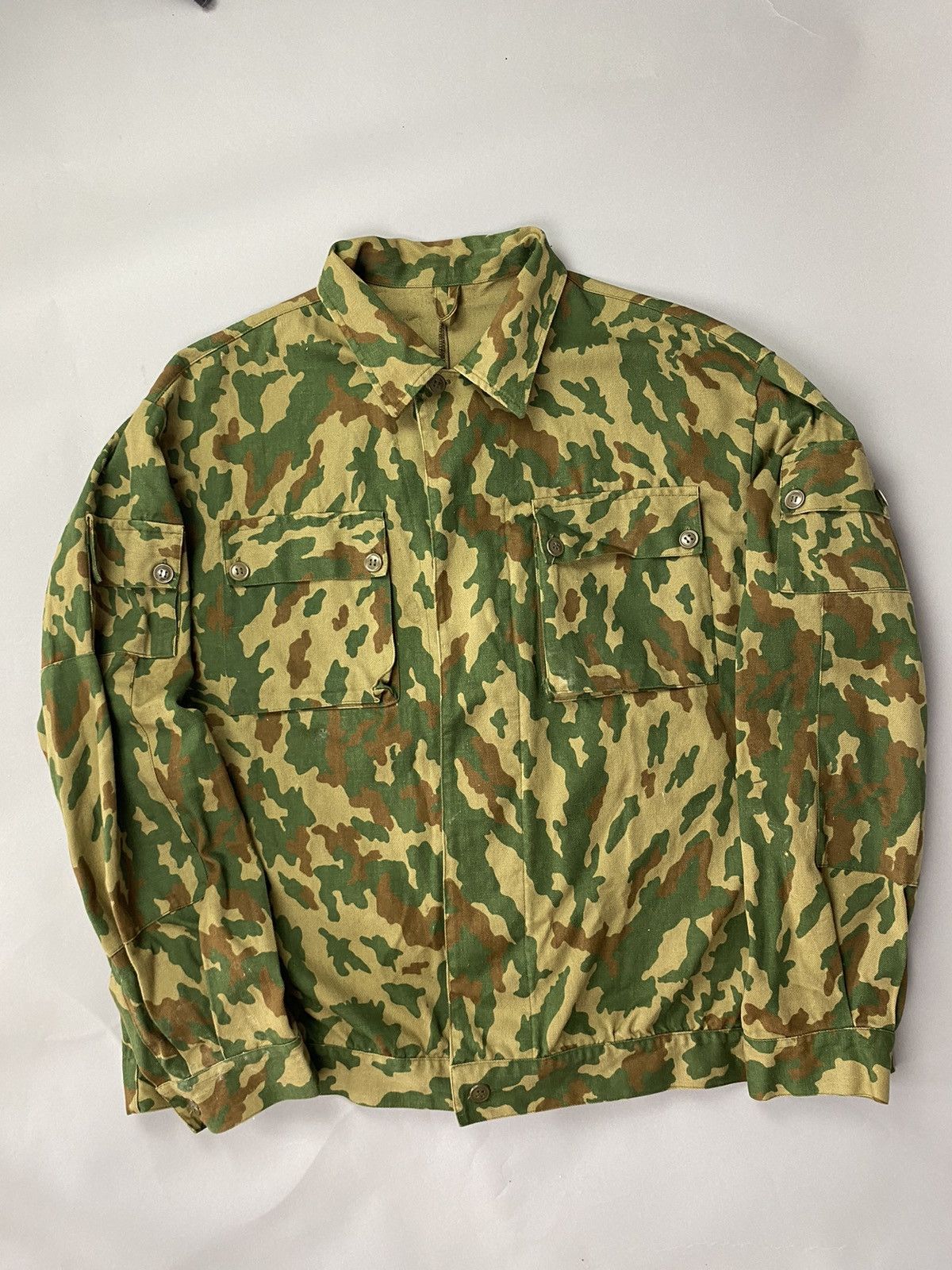 Japanese Brand × Vintage Vintage Military Camouflage Combat Jacket – Oversized Fit Size US L / EU 52-54 / 3 - 1 Thumbnail