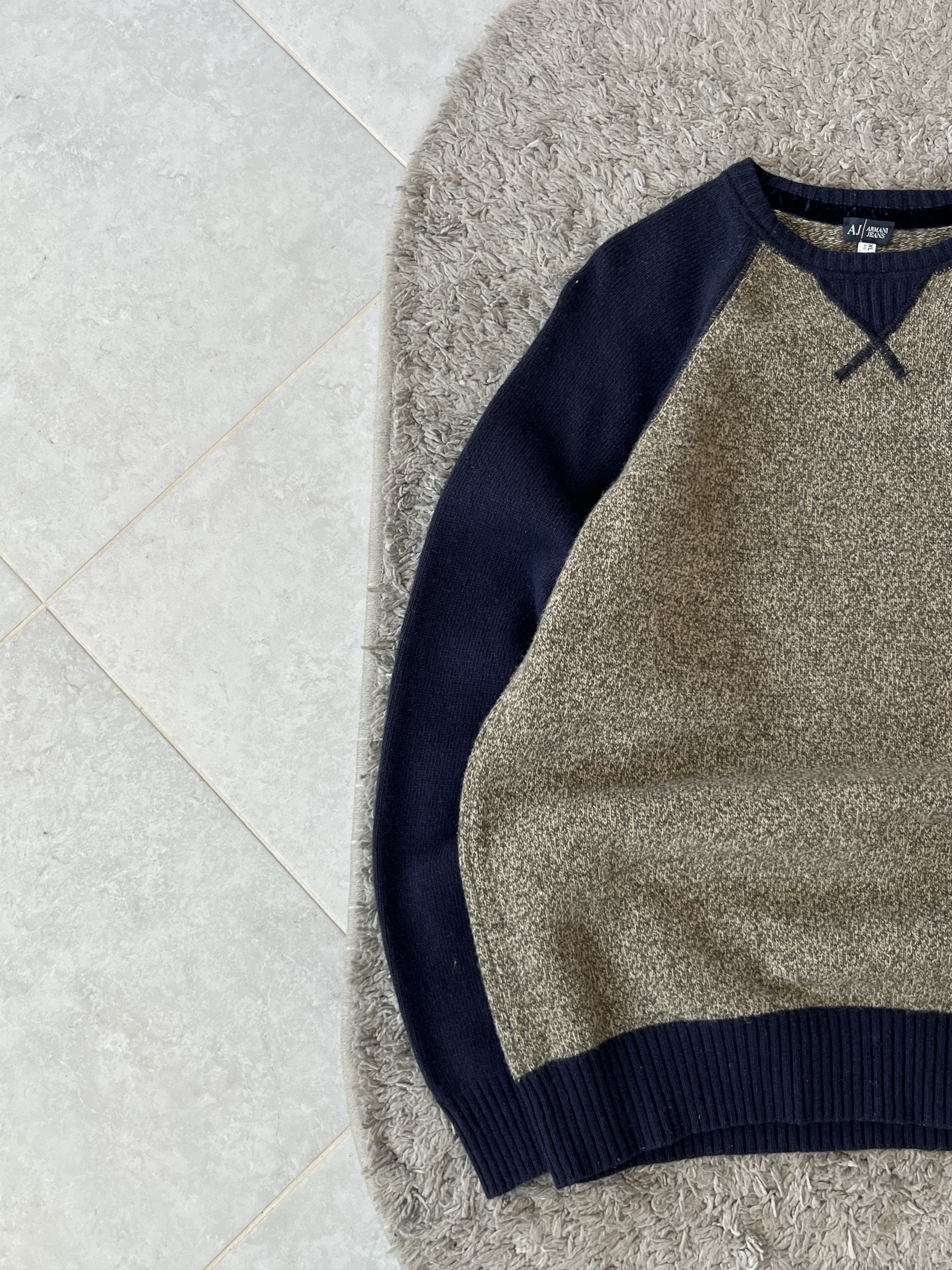 Giorgio Armani Vintage Armani Jeans Beige & Navy 00S Wool Knit Jumper Size US XL / EU 56 / 4 - 3 Thumbnail