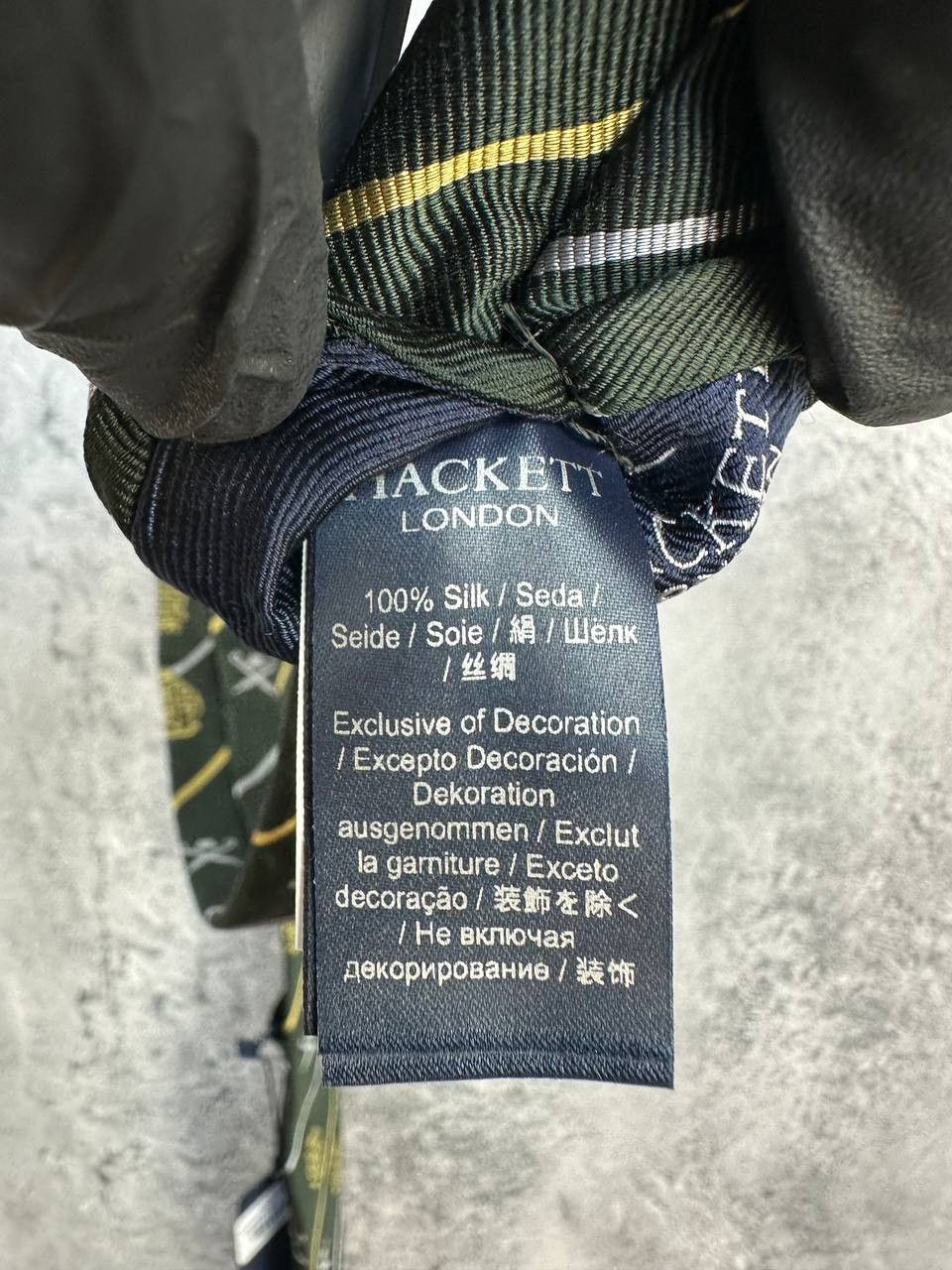 Hackett NWT Hackett London Lions Crest Silk Tie Green Multi One Size Size ONE SIZE - 9 Thumbnail
