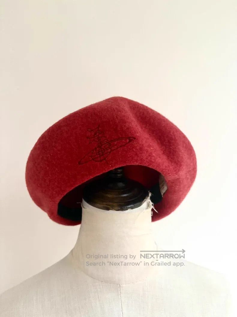 Vivienne Westwood Vivienne Westwood Red Large Saturn Embroidered Beret Size ONE SIZE - 1 Thumbnail