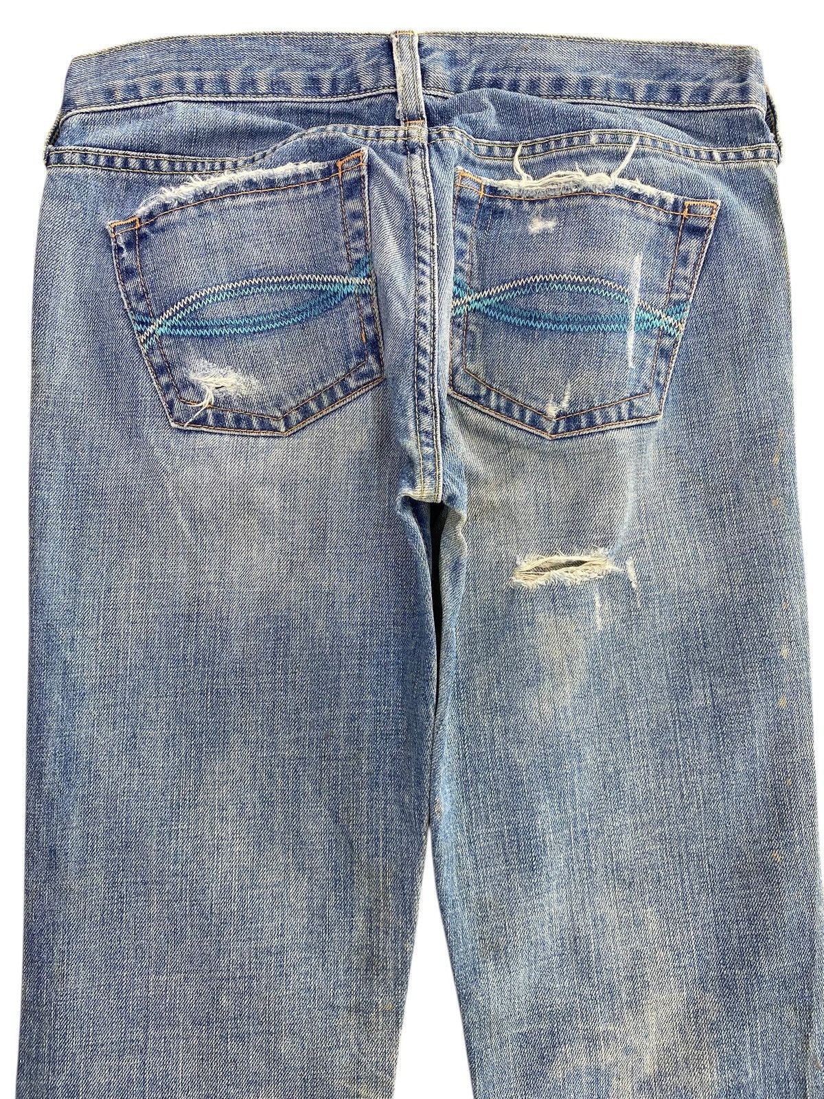 Abercrombie & Fitch Abercrombie & Fitch Mud Wash Style Flare Leg Jeans Size US 30 / EU 46 - 4 Thumbnail