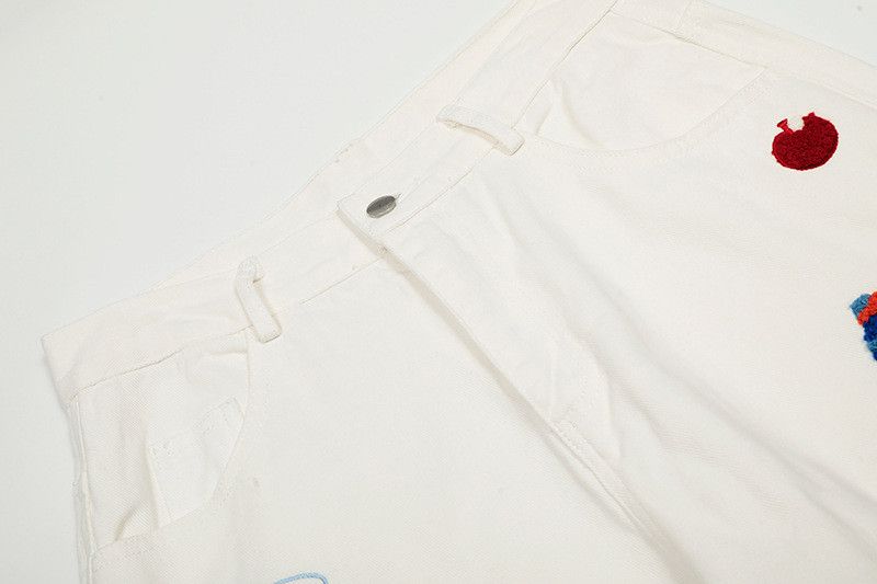 Jean American-style cartoon embroidered white cargo jeans Size US 32 / EU 48 - 3 Thumbnail