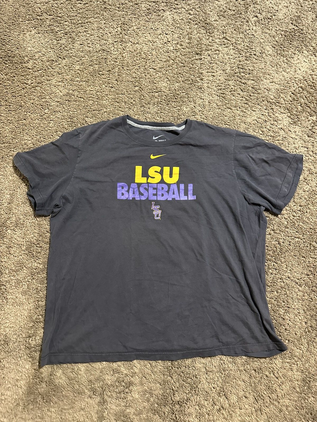 NCAA Vintage Nike NCAA LSU tigers “baseball” shirt 00s size 3XL Size US XXL / EU 58 / 5 - 1 Thumbnail