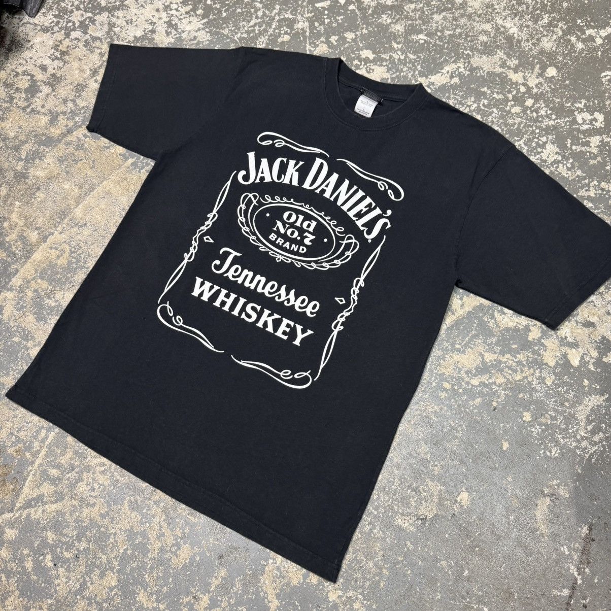 Vintage Vintage Jack Daniels Tennessee Whisky Graphic TShirt 2006 Size US L / EU 52-54 / 3 - 2 Thumbnail