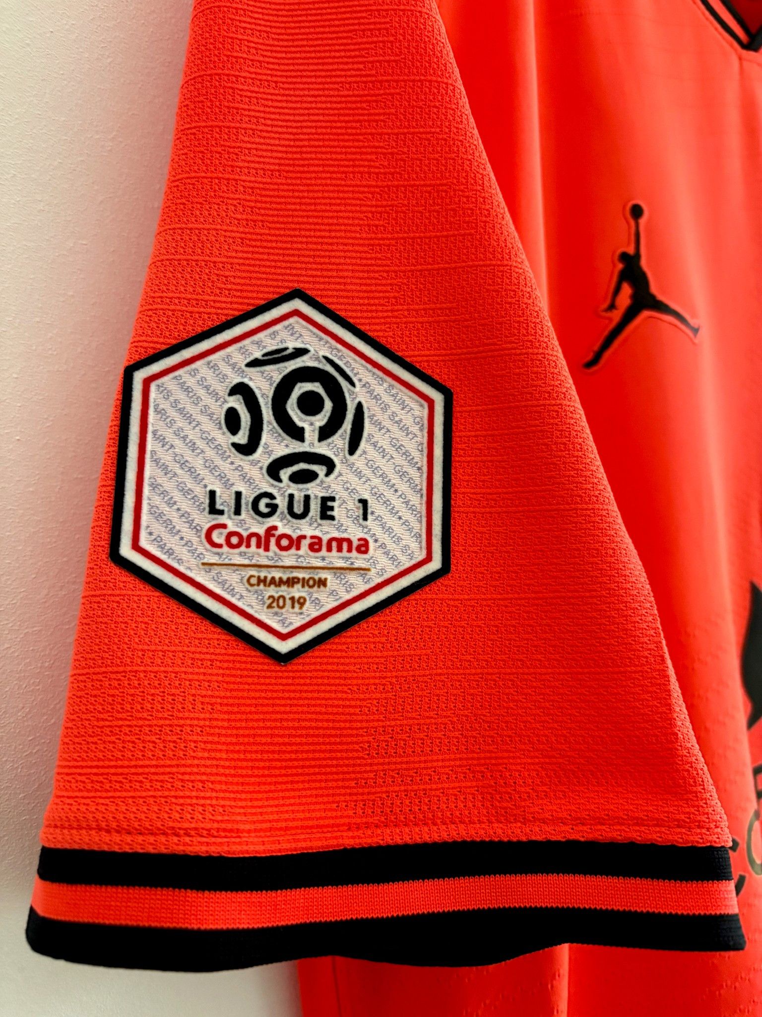 Jordan Brand PSG 2019/20 Away - Icardi 18 - Authentic Player Version Size US L / EU 52-54 / 3 - 5 Thumbnail