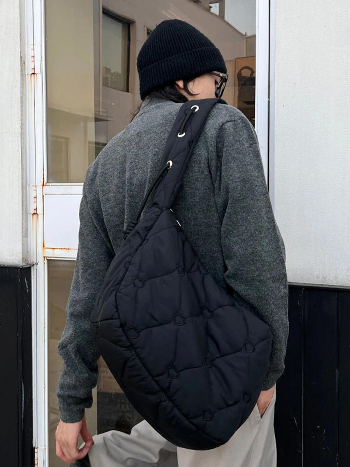 Vintage Cloud Form Underarm Bag | Dark Harajuku Lightweight Size ONE SIZE - 1 Thumbnail