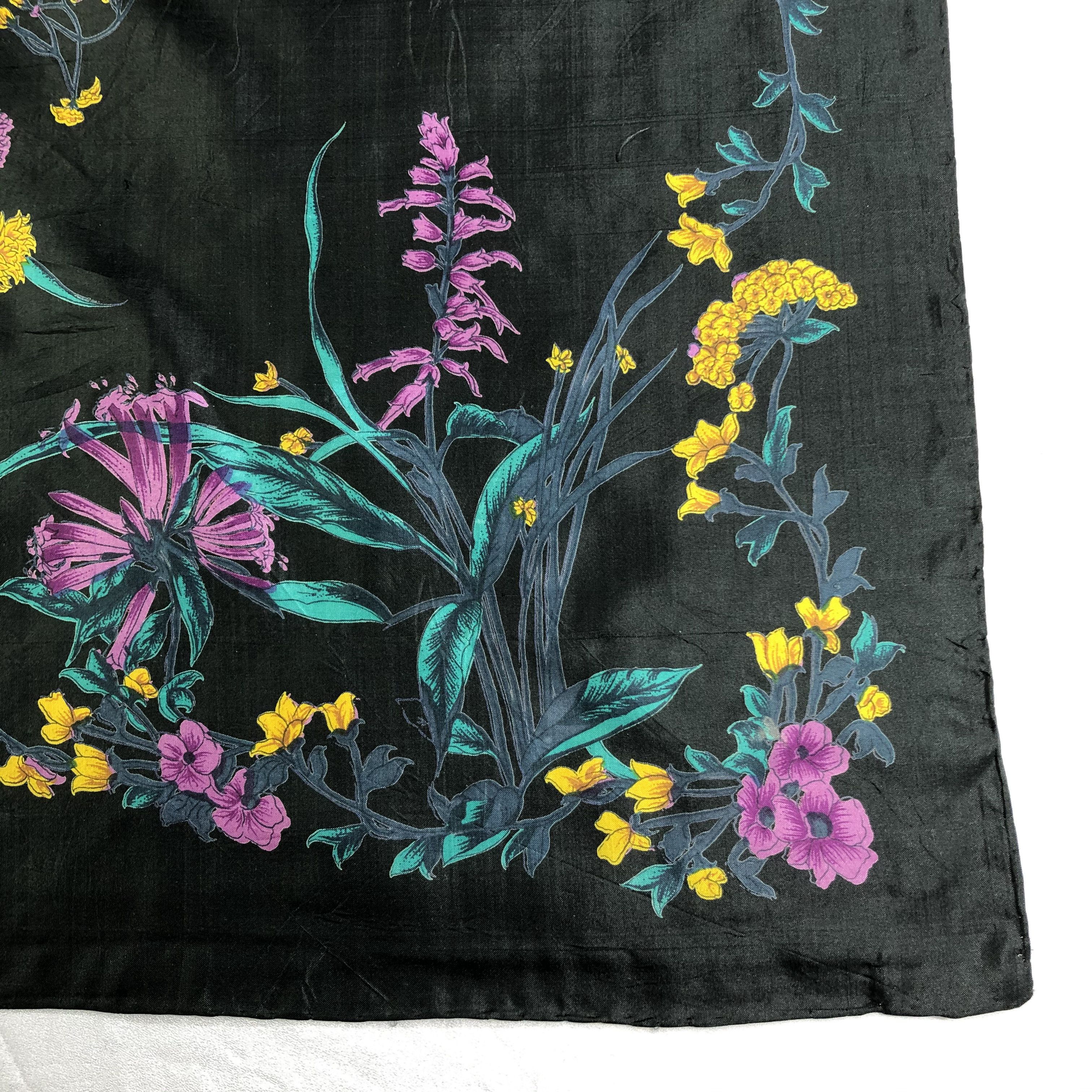 Vintage Vintage Silk Scarf Size ONE SIZE - 4 Thumbnail