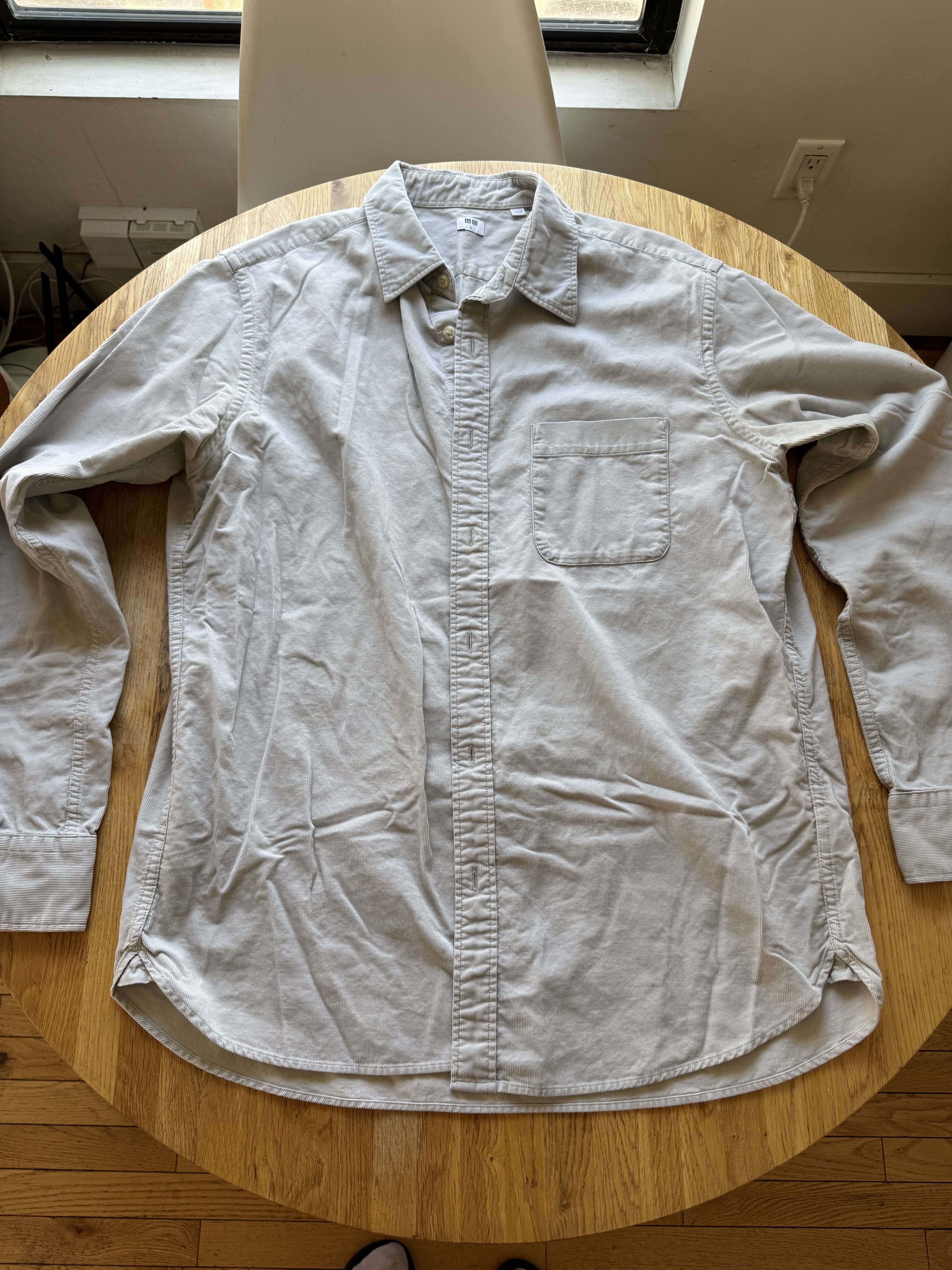 Uniqlo Uniqlo Corduroy Button Up Oxford Size US L / EU 52-54 / 3 - 1 Thumbnail