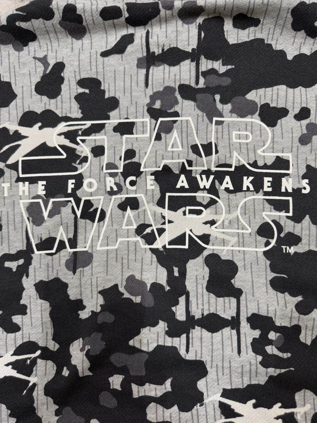 Star Wars × Uniqlo Uniqlo Star Wars The Force Awake Sheerpa ZipUp Sweater Hodie Size US M / EU 48-50 / 2 - 17 Thumbnail