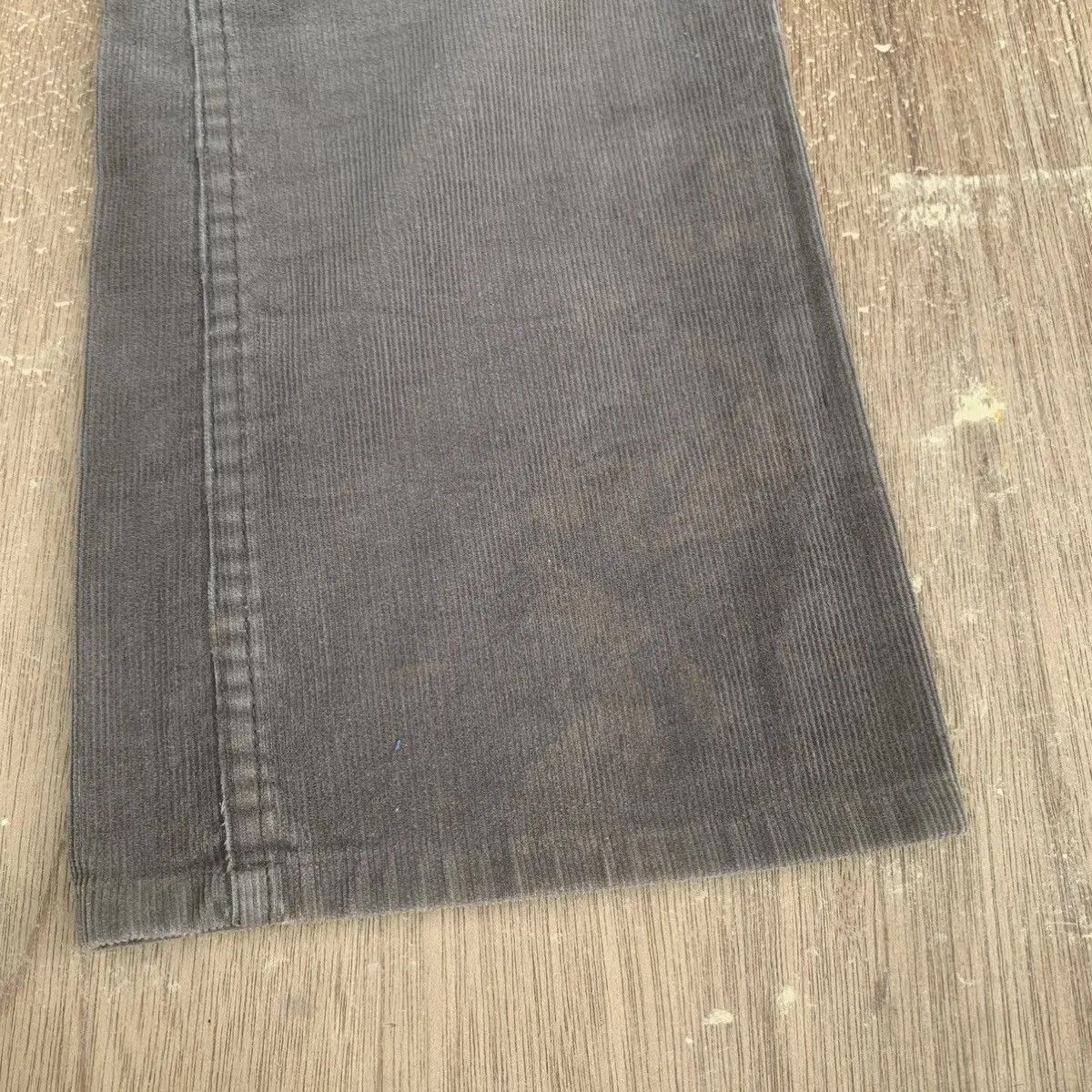 Levi's 💥1990’s VINTAGE LEVI’S 517 JEANS FLARE LEVIS CORDUROY PANTS Size US 28 / EU 44 - 7 Thumbnail