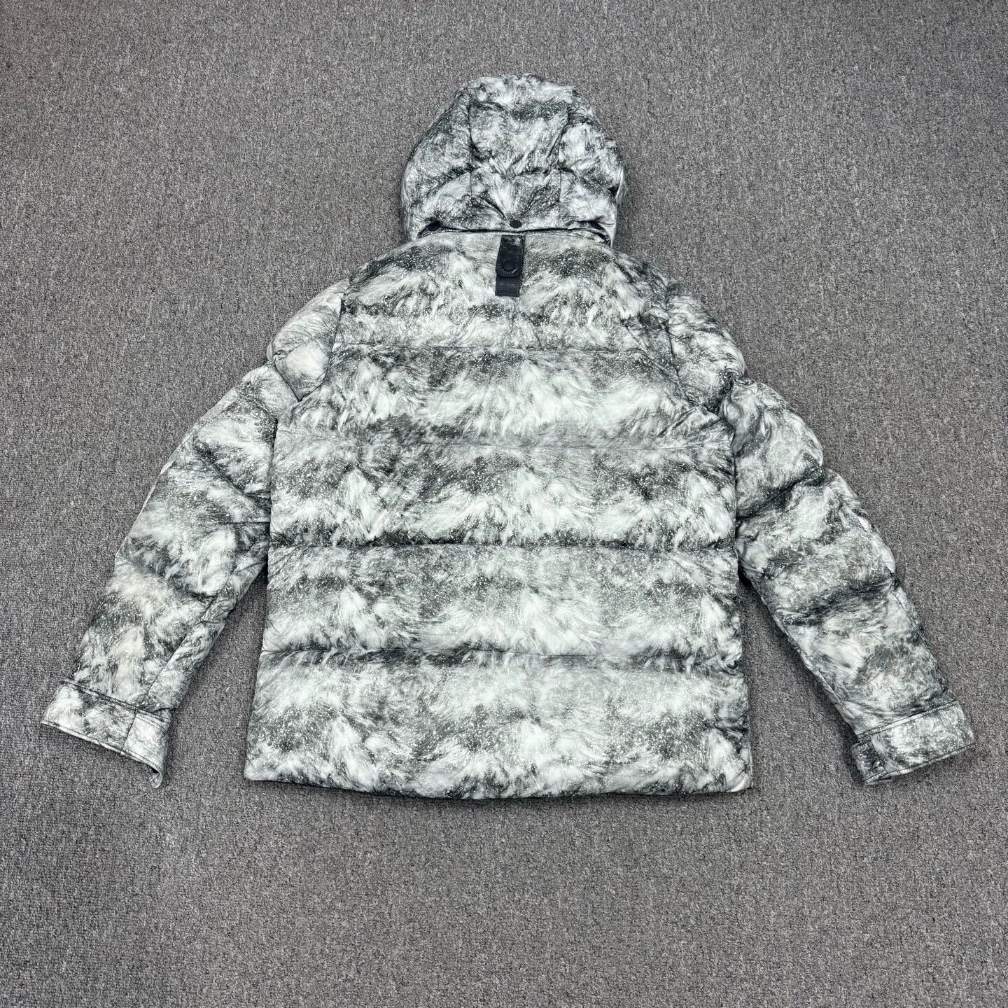 Moncler Moncler Camo Tie-Dye Black Label Down Jacket 3 95New Size US L / EU 52-54 / 3 - 2 Thumbnail