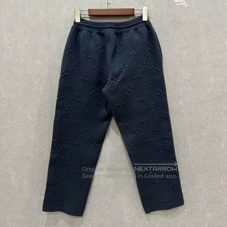 Louis Vuitton Louis Vuitton size m Full lettered logo drawstring sweatpan Size US 28 / EU 44 - 2 Thumbnail