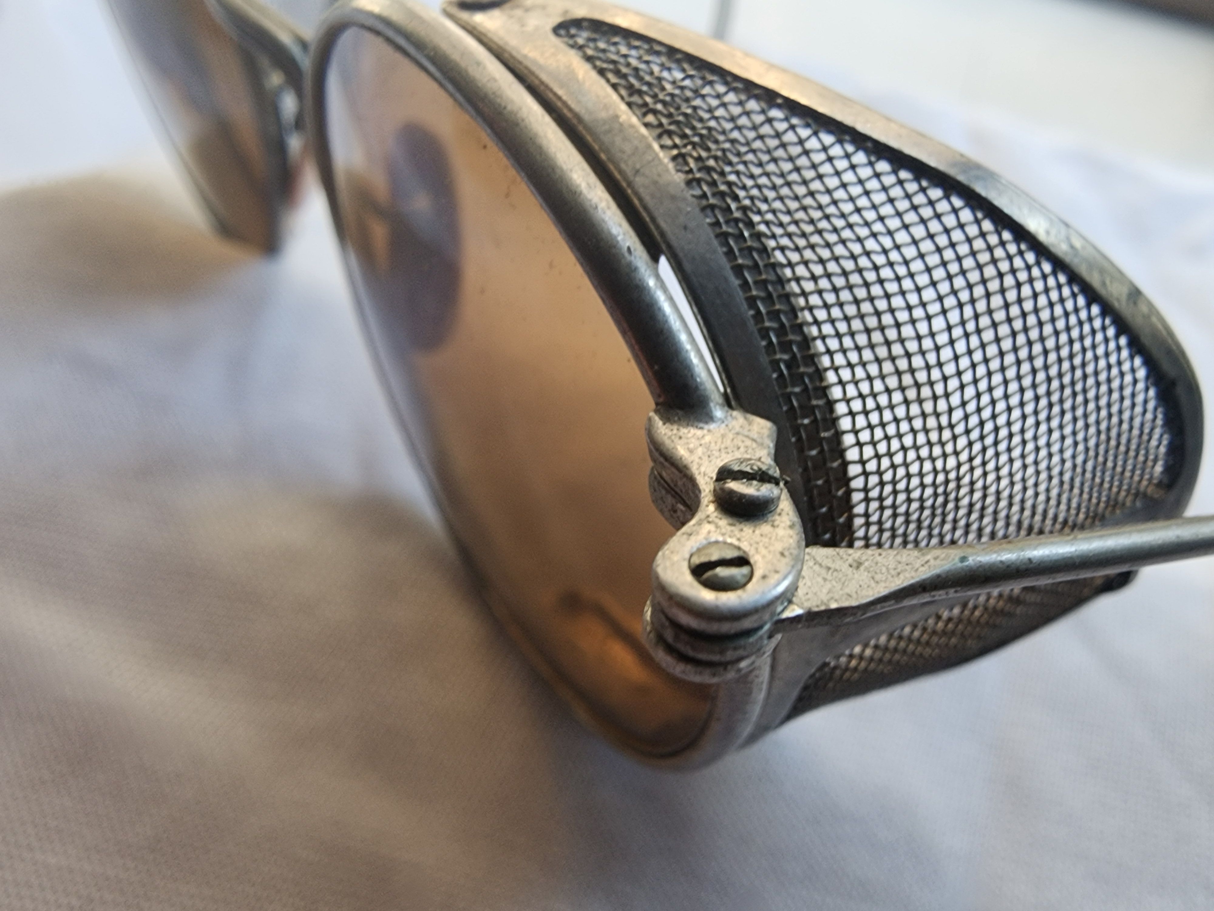 Matsuda VTG WW2 FIGHTER PILOT SUNGLASSES W/ SHIELDSS Size ONE SIZE - 1 Thumbnail
