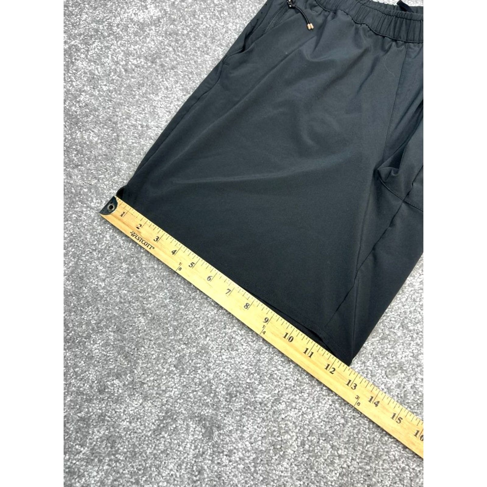 Vintage REI Co Op Athletic Shorts Womens Medium Black Elastic Waist Drawstring Training Size 32" / US 10 / IT 46 - 7 Thumbnail