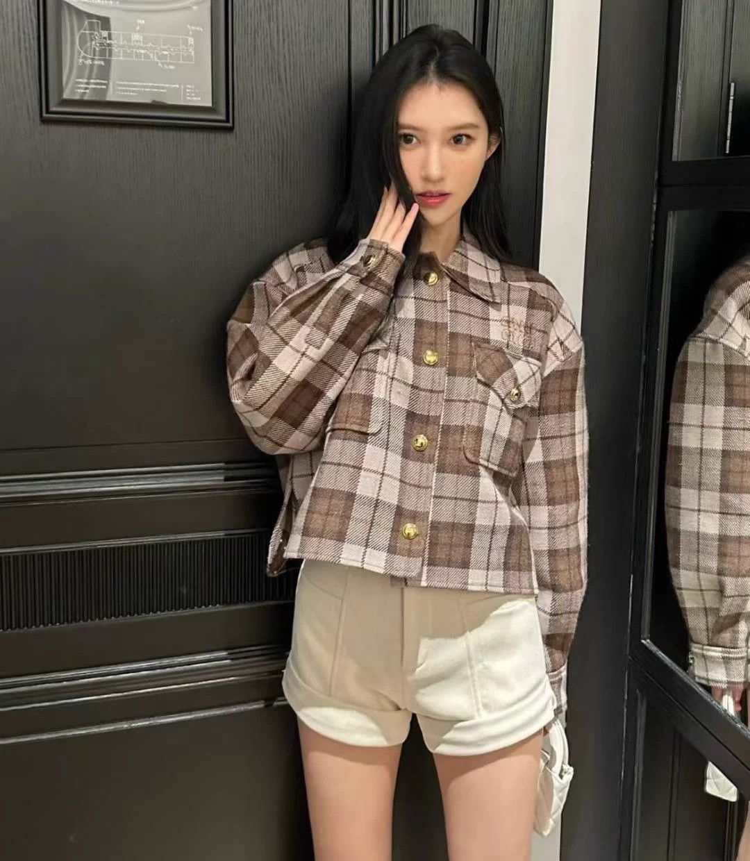 Miu Miu MIU MIU 24ss Wool Check Oversized Jacket NWT Size XS / US 0-2 / IT 36-38 - 8 Thumbnail