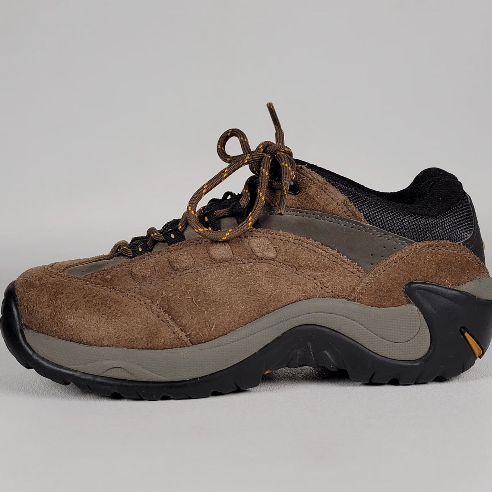 Vintage Hi-Tec Boots Womens 8 Brown Leather Lace Up Round Toe Breathable Combat All Seasons Size US 8 / IT 38 - 7 Thumbnail