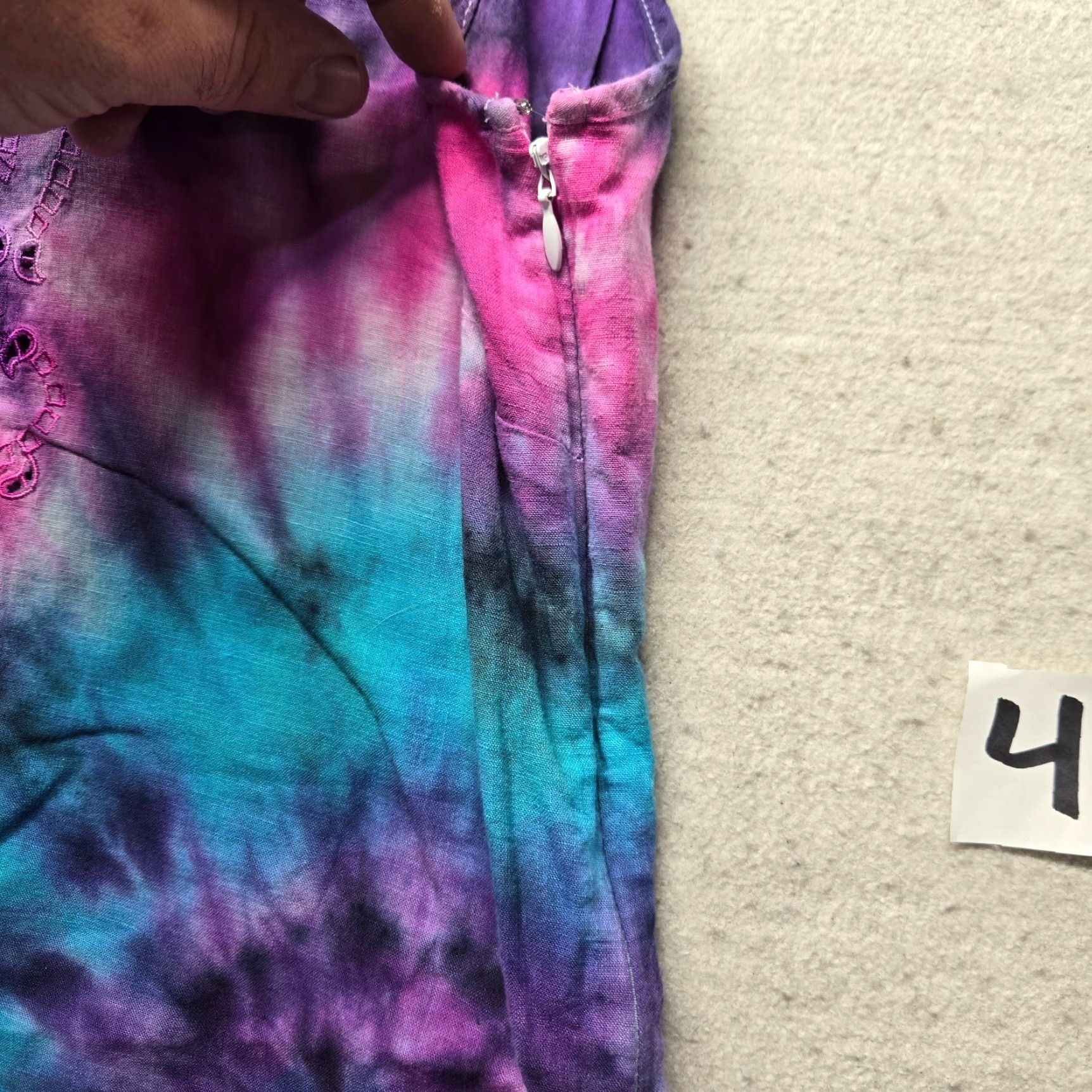 Old Navy Old Navy Tie Dye Shirt Dress Crew Neck Sleeveless M Multicolor Casual Women's Size M / US 6-8 / IT 42-44 - 3 Thumbnail