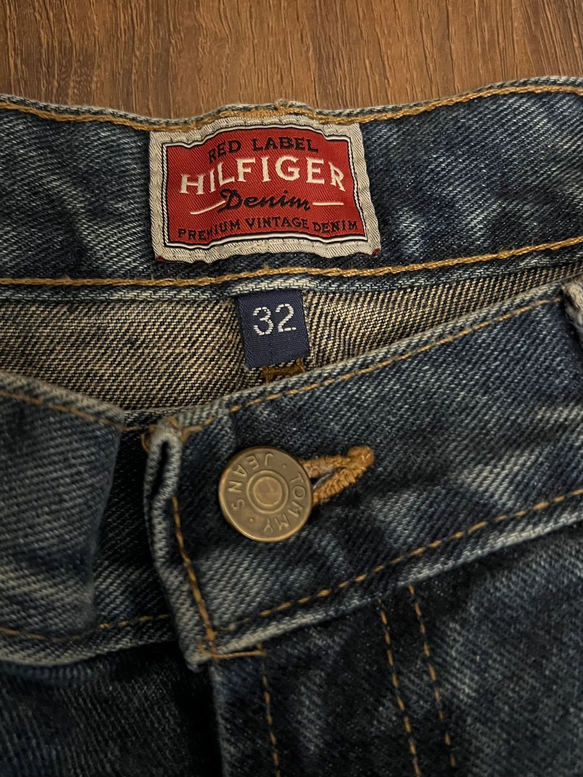 Tommy Hilfiger Vintage 90s Tommy Hilfiger Baggy Fit Denim Jean Shorts Size US 32 / EU 48 - 2 Thumbnail