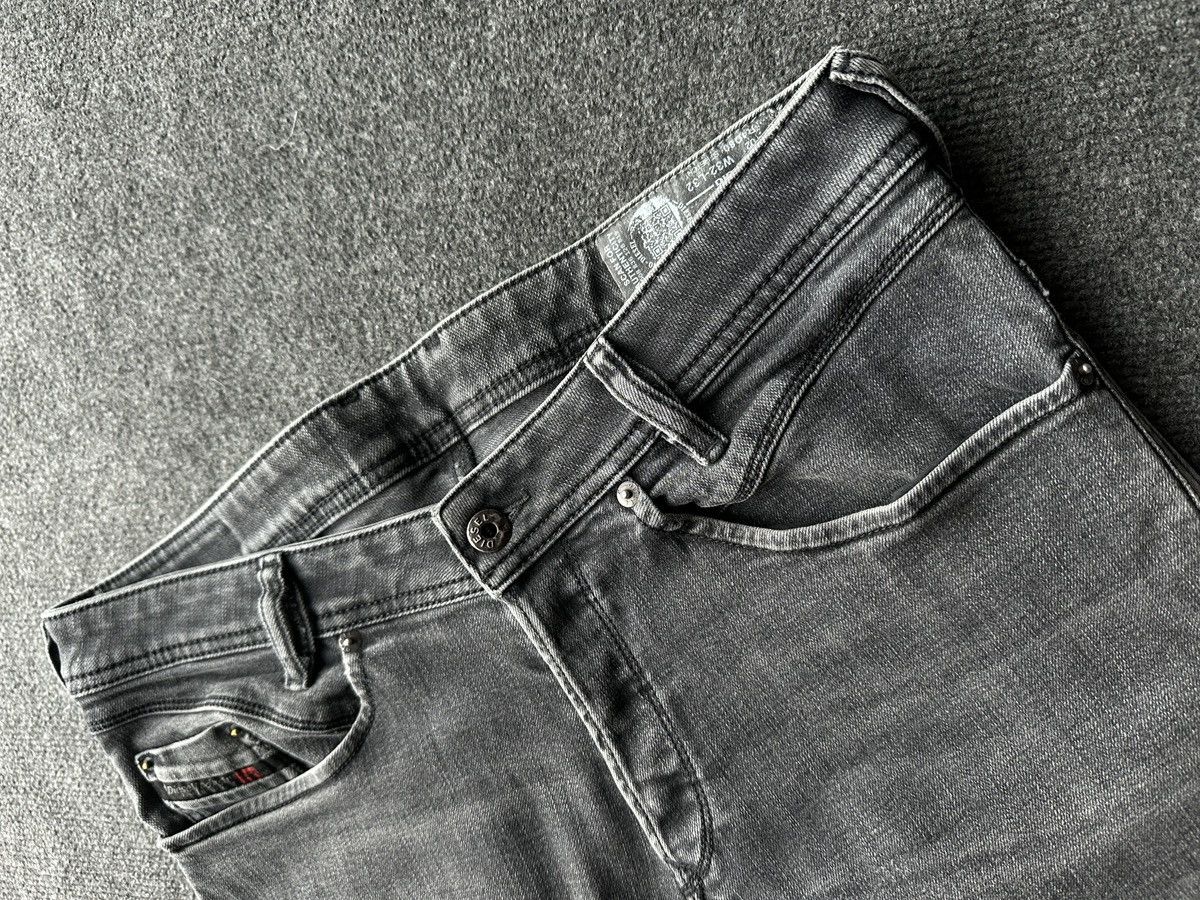 Diesel VNTG 🚨 Y2K Diesel Industry shorts Streetwearj WASHED Size US 32 / EU 48 - 2 Thumbnail