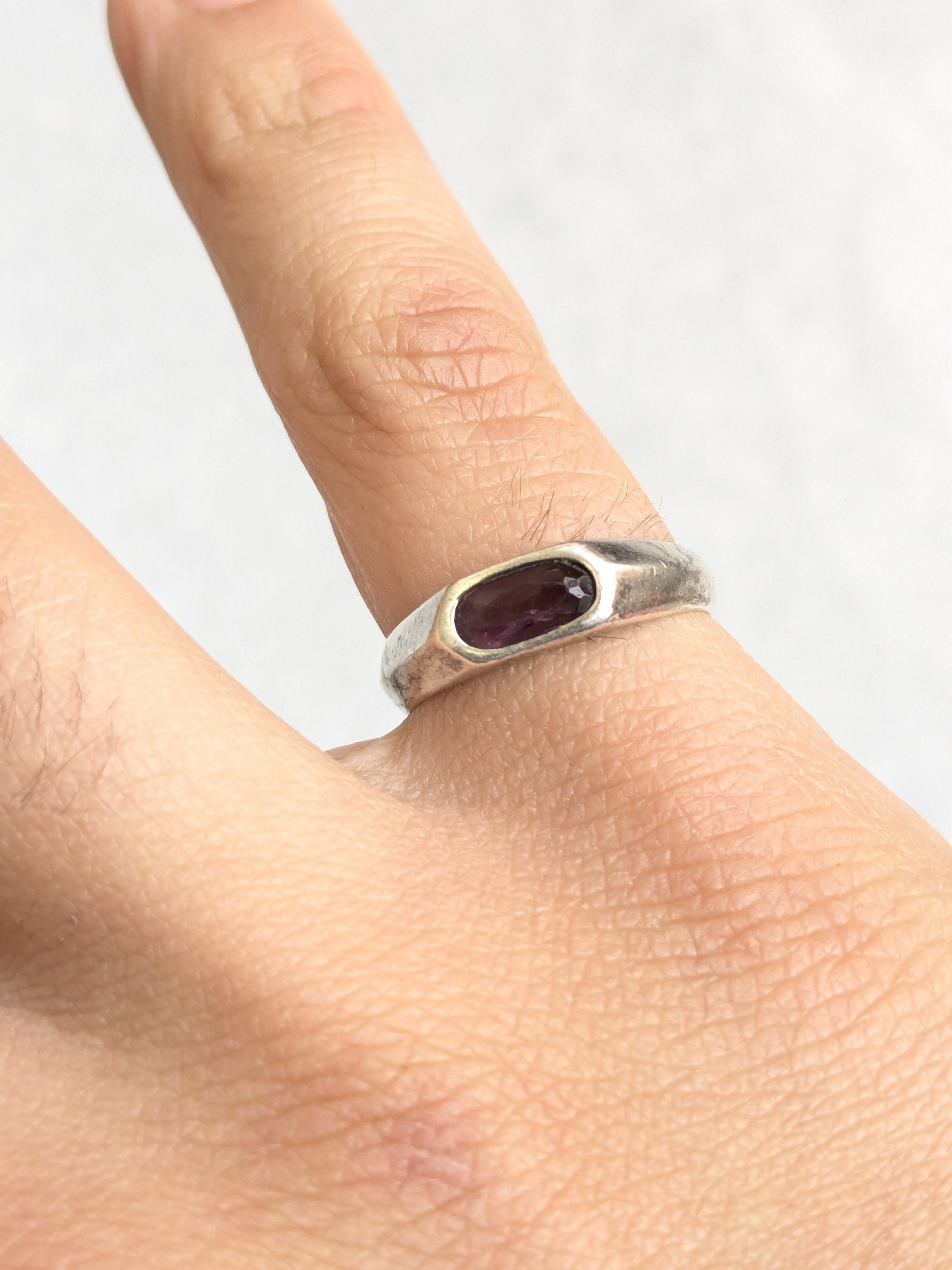 Jewelry Sterling Silver Ring Purple Amethyst Band Size ONE SIZE - 6 Thumbnail