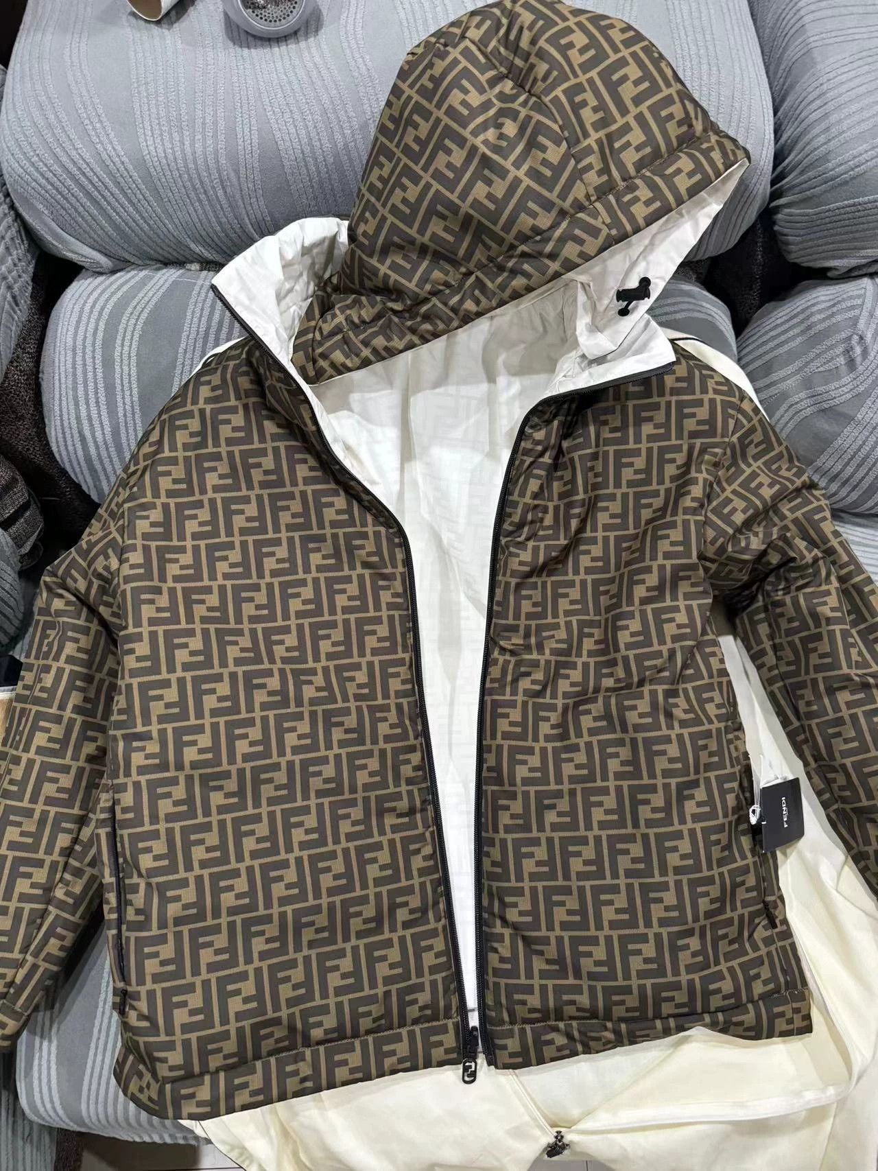 Fendi Fendi Ski Collection 2-Sided Down Jacket Size 38 New Unworn Size XS / US 0-2 / IT 36-38 - 2 Thumbnail