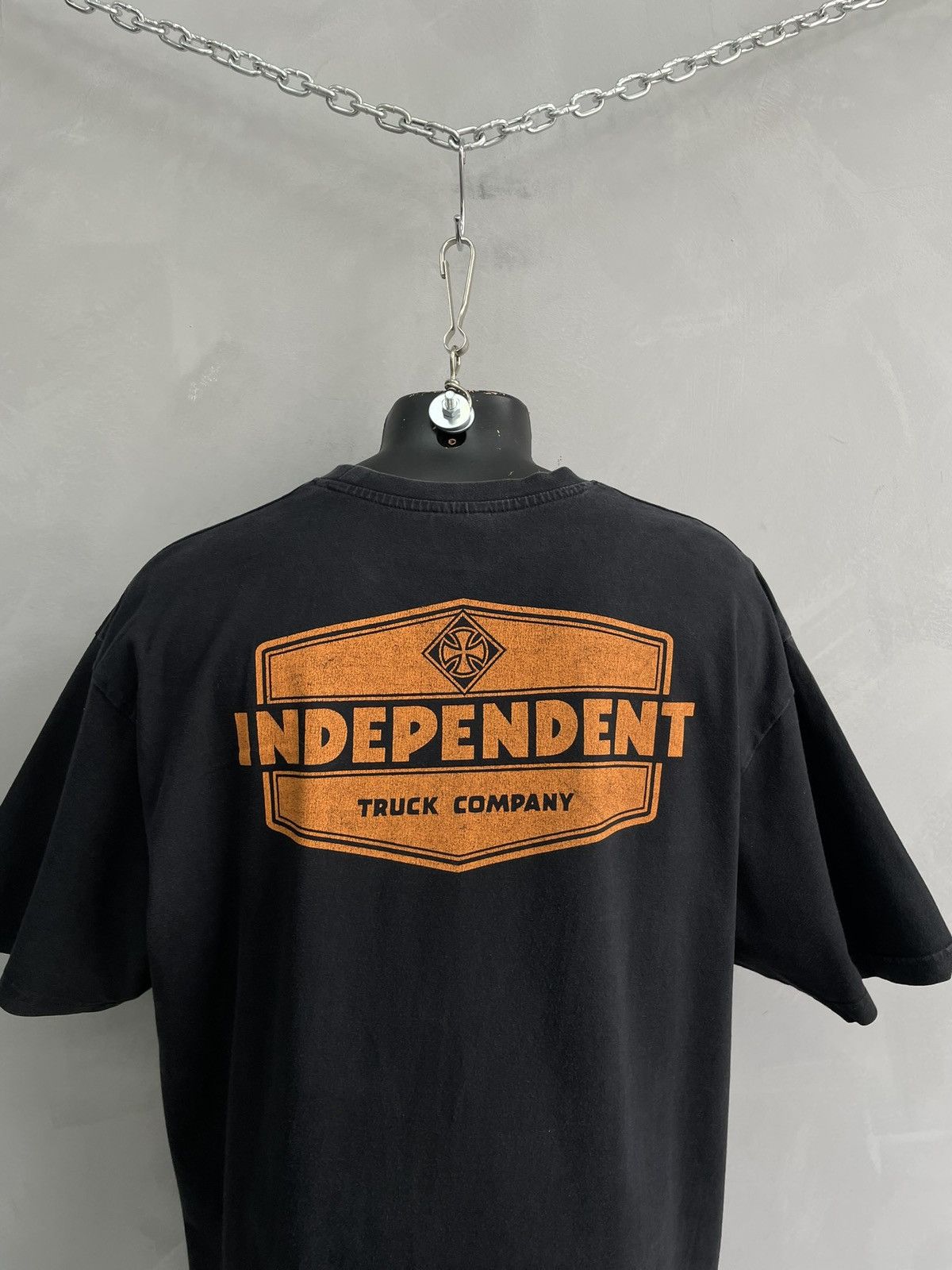 Independent Truck Co. Rare 90s vintage independent skater boxy t shirt Size US XL / EU 56 / 4 - 7 Thumbnail
