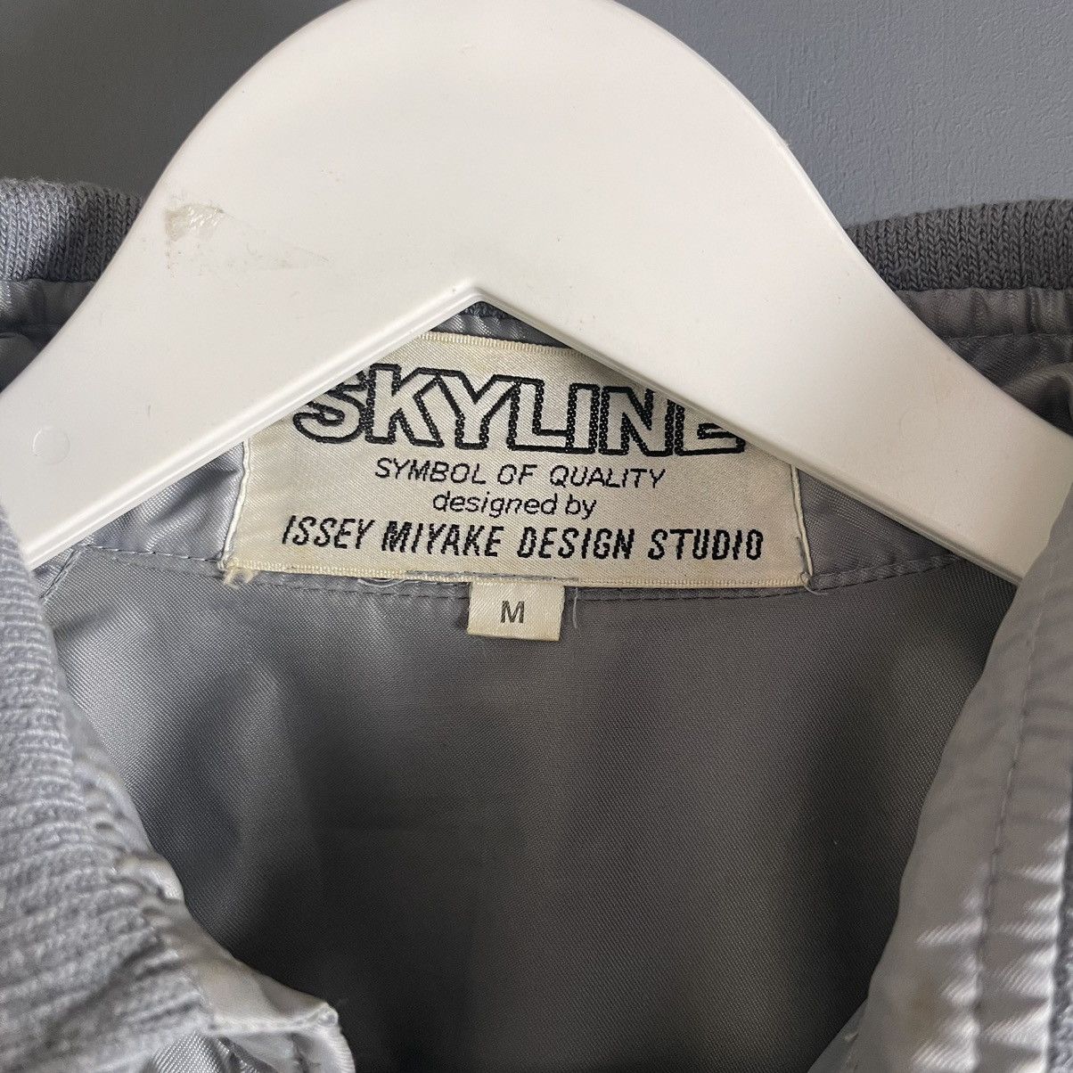 Designer × Issey Miyake × Vintage Vintage Issey Miyake Skyline Bomber Jacket Size US M / EU 48-50 / 2 - 6 Thumbnail