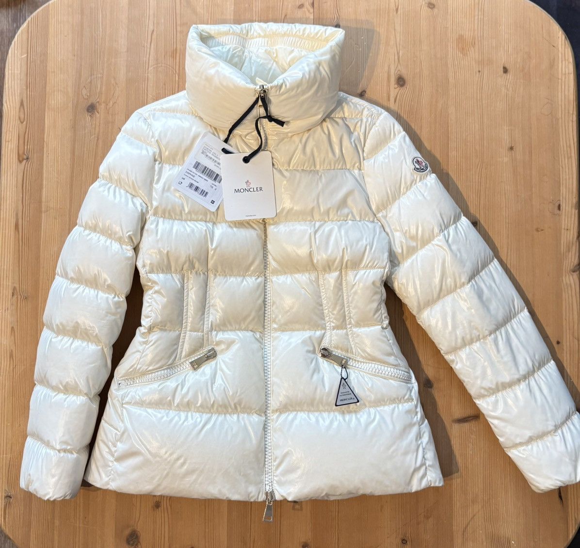 Moncler Moncler Daphne Jacket Size M / US 6-8 / IT 42-44 - 1 Thumbnail