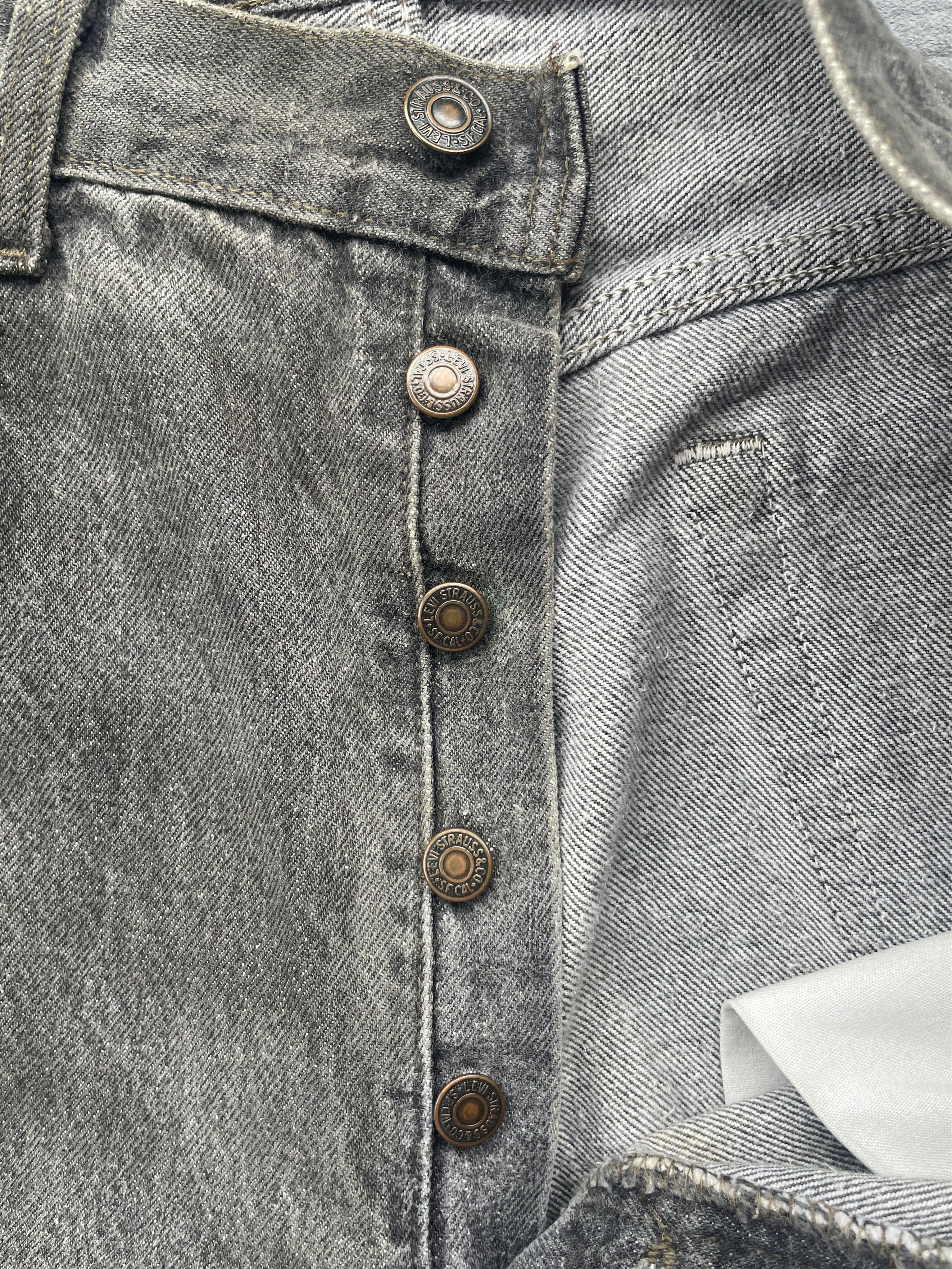Levi's Vintage 1992 Levis 501 e Black Faded Denim Size US 35 - 9 Thumbnail
