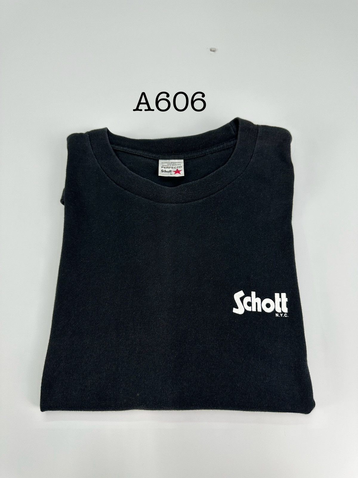 Schott Schott Perfecto Sun Faded Vintage Tshirt A606 Size US L / EU 52-54 / 3 - 11 Thumbnail