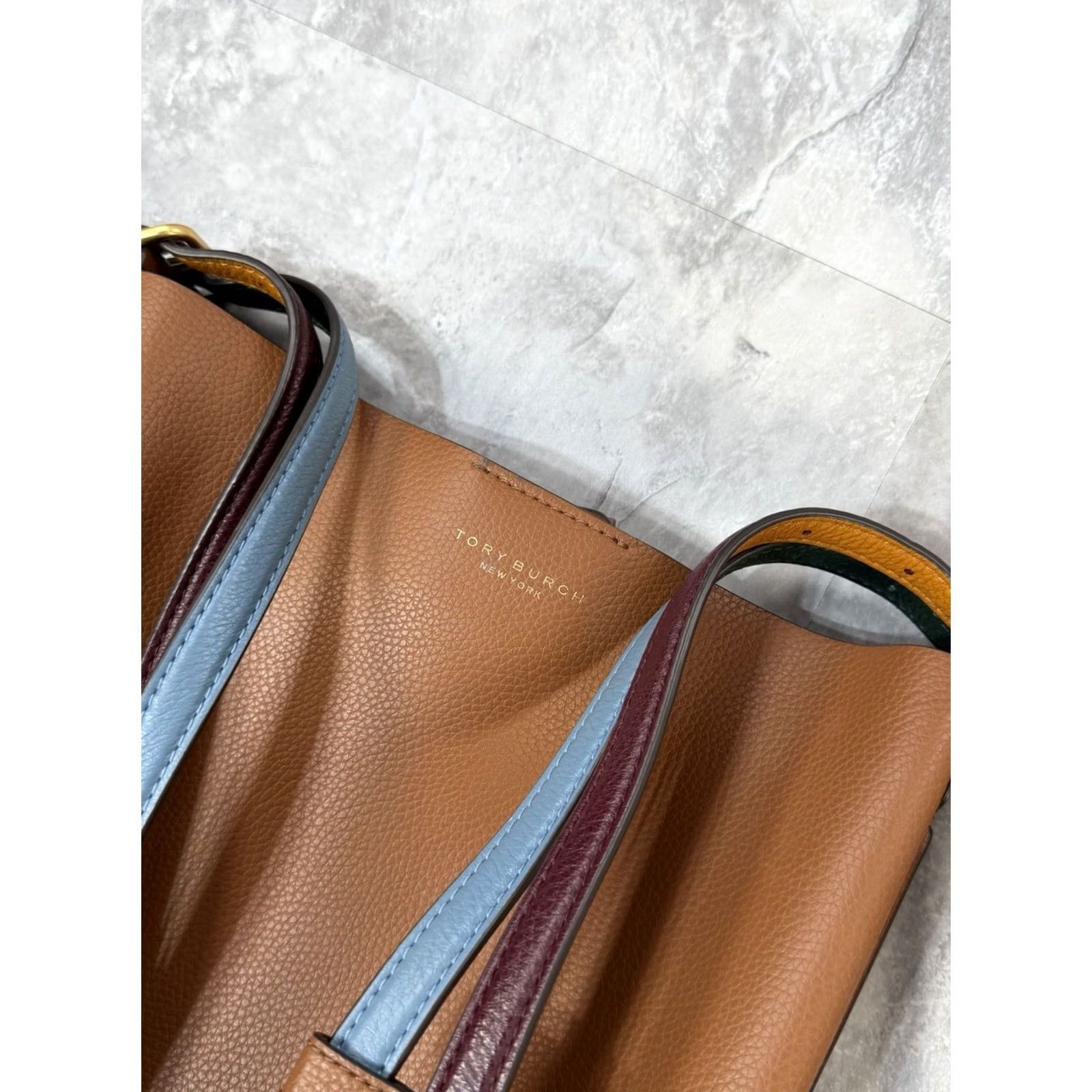 Tory Burch Tory Burch Perry Bucket Hobo Bag Medium Brown Genuine Leather Shoulder Tote Size ONE SIZE - 2 Thumbnail