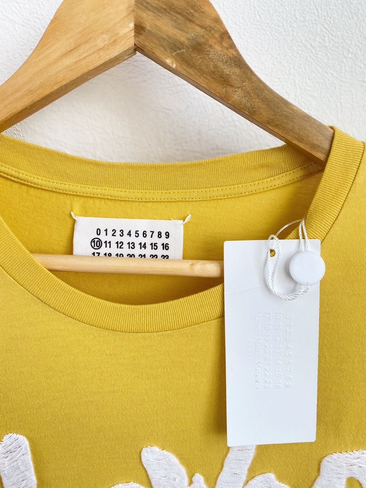 Maison Margiela MAISON MARTIN MARGIELA S/S 2007 Flower T-Shirt NWT Size US S / EU 44-46 / 1 - 5 Thumbnail