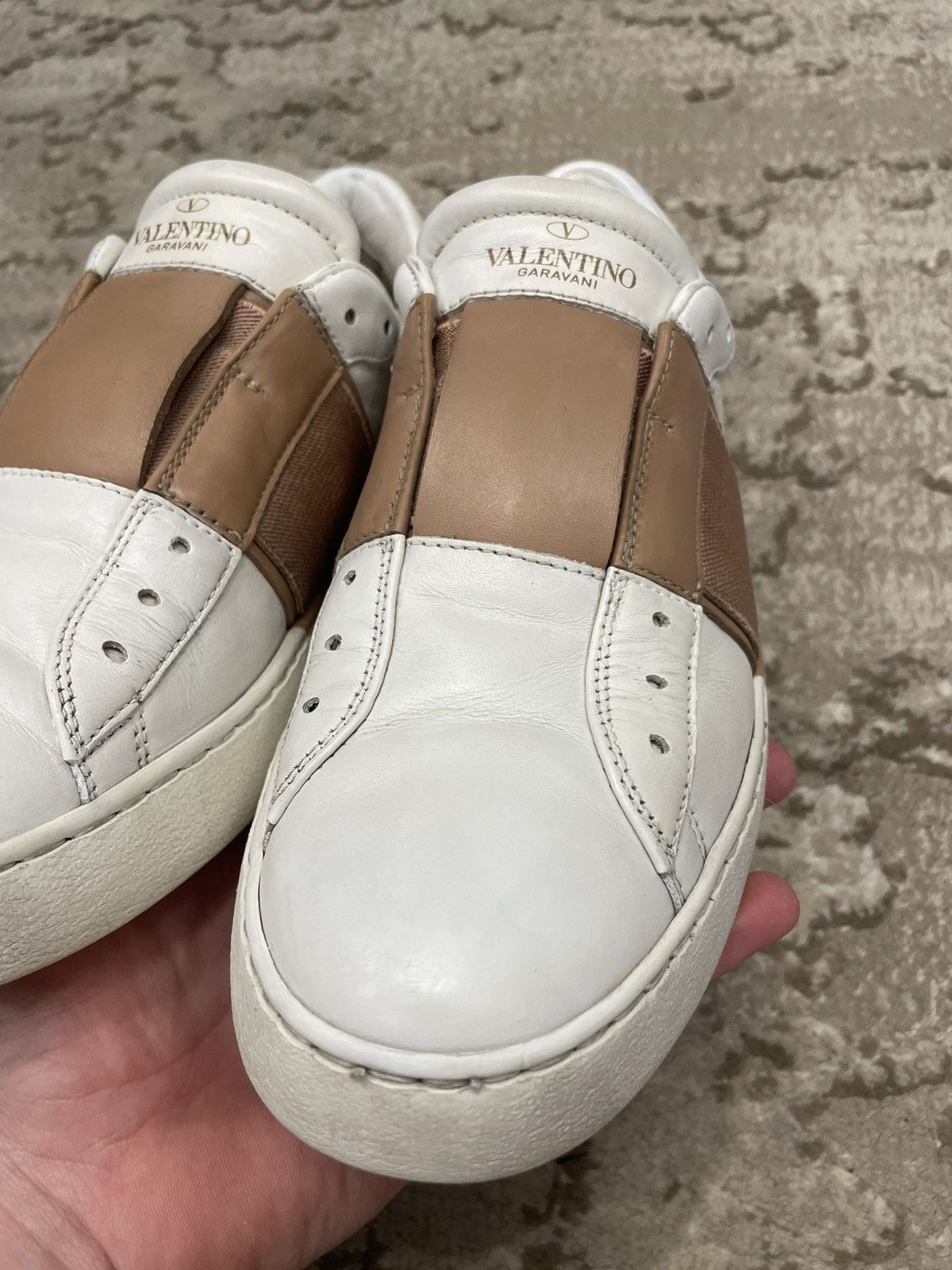 Valentino Valentino Garavani Rock stud White Sneaker Size UK 5 EUR 38 Size US 8 / IT 38 - 8 Thumbnail